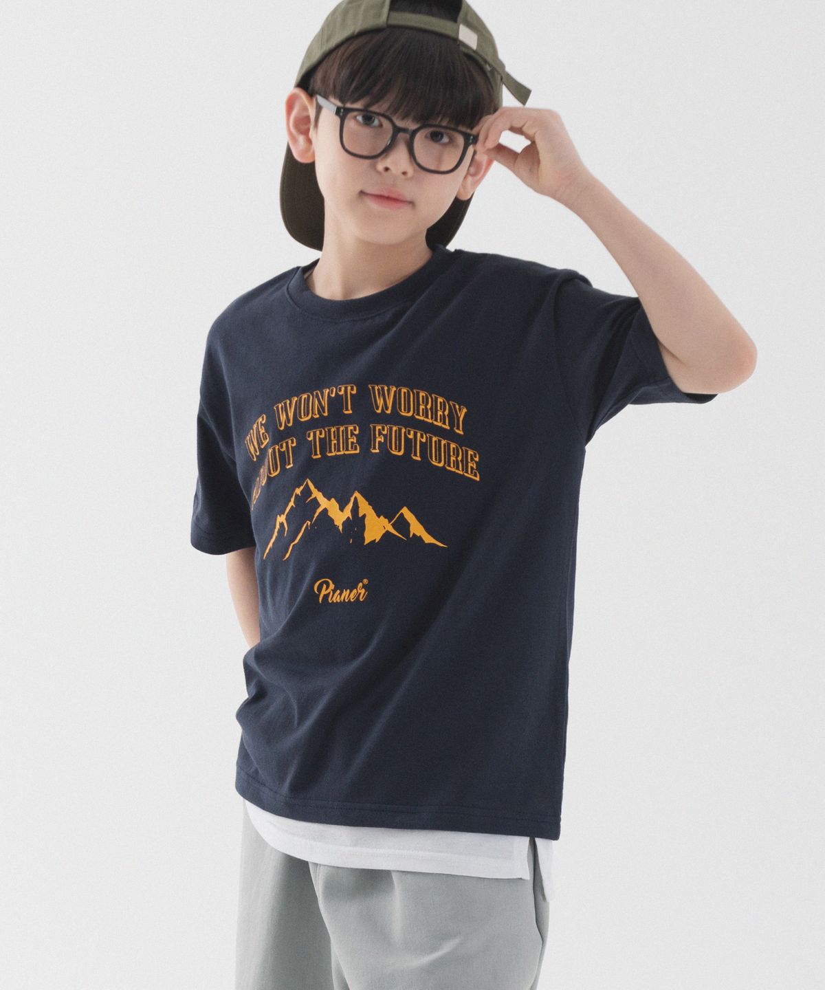 피아네르 키즈(PIANER KIDS) 마운틴 그래픽 오버핏 반팔 (네이비)