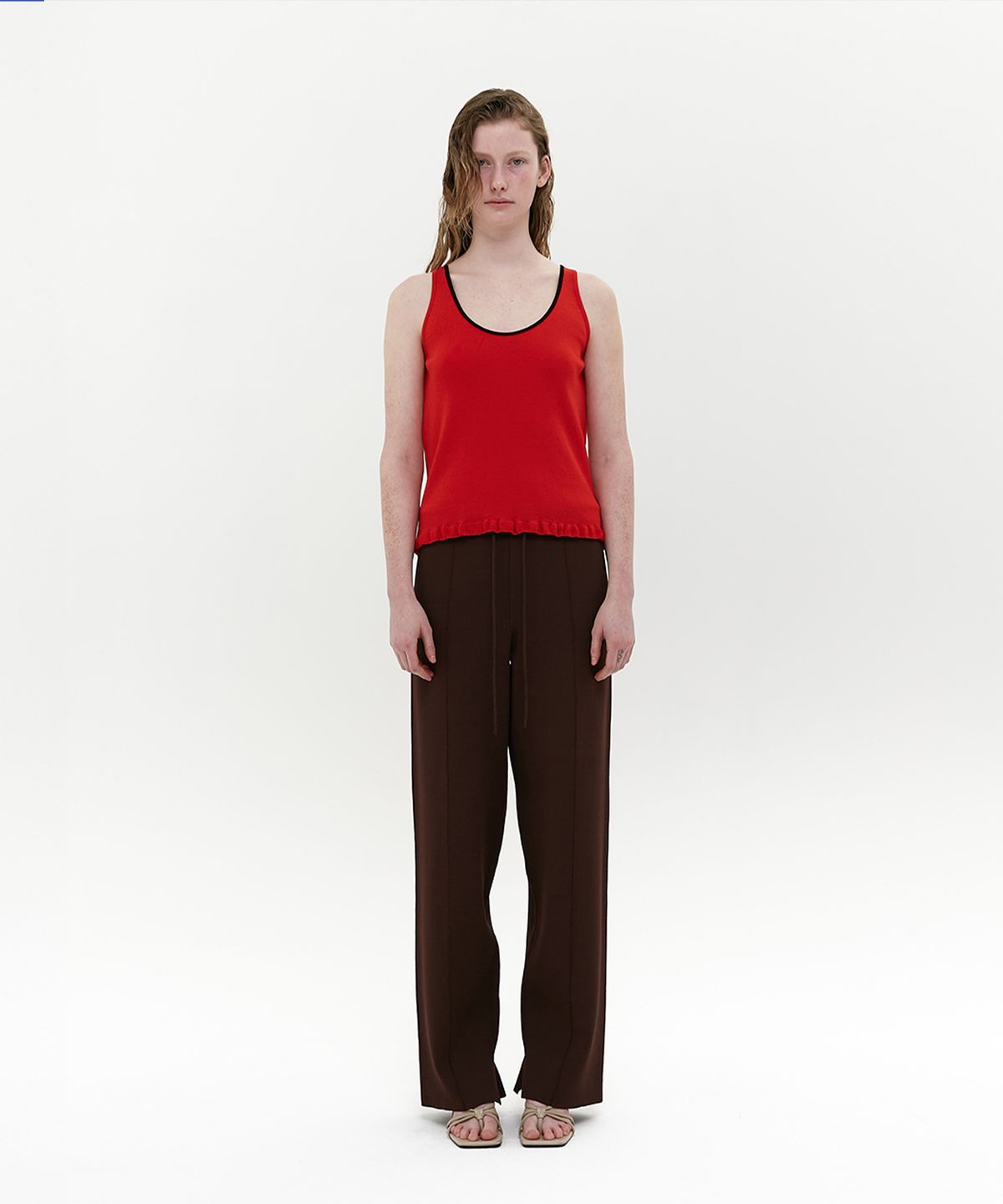 매기(MAGGIE) Frill Sleeveless (Red)