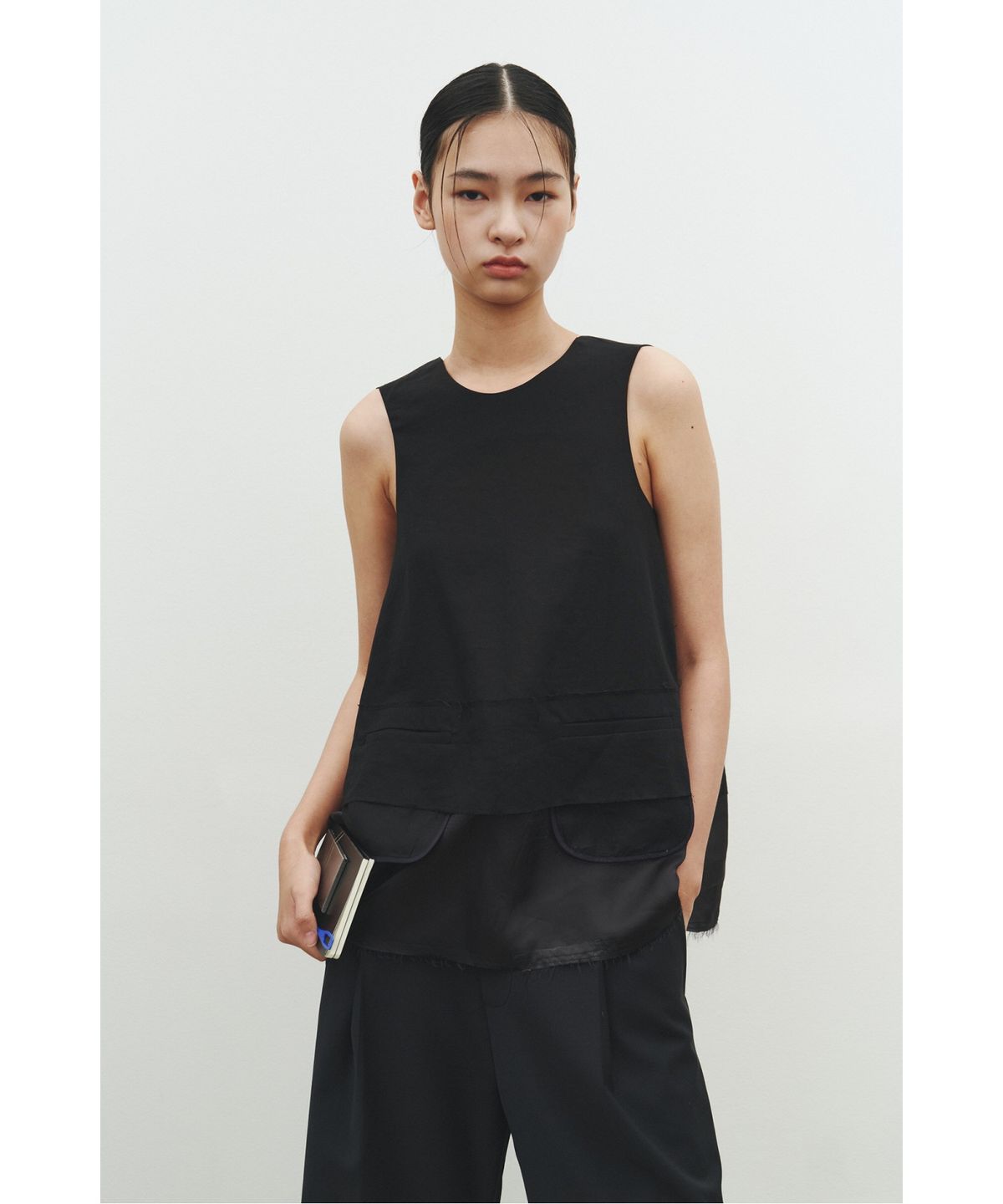 래코드(RECODE) Back Volumne Sleeveless Top_RQTAM25521BKX