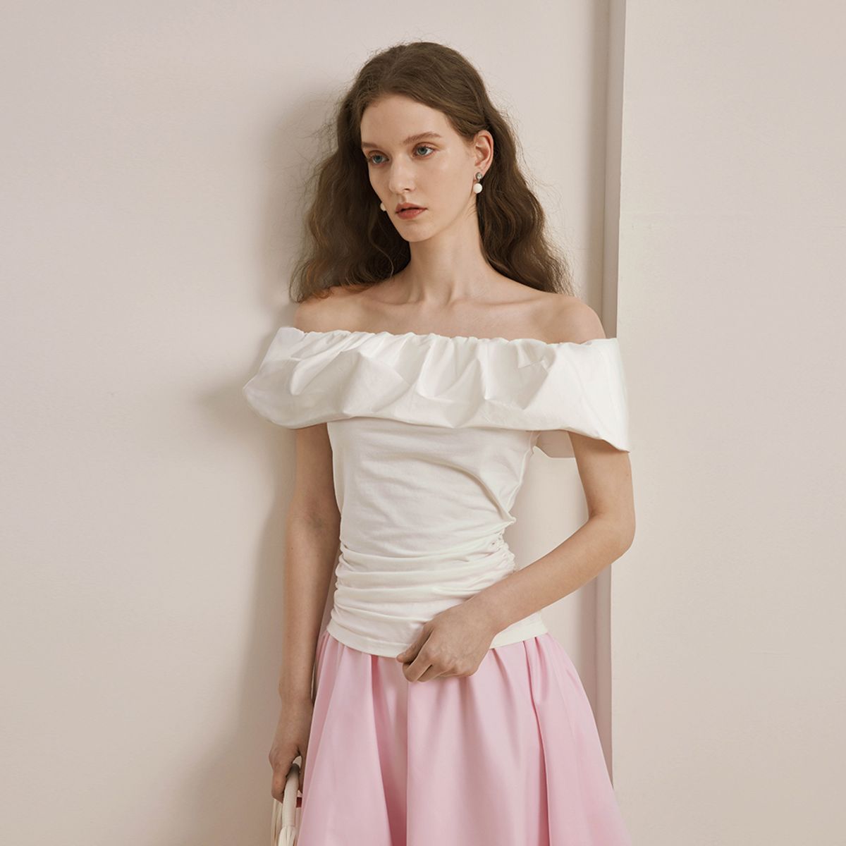 와이와이아이엠(YYIAM) YY_Ruffle straight slim top