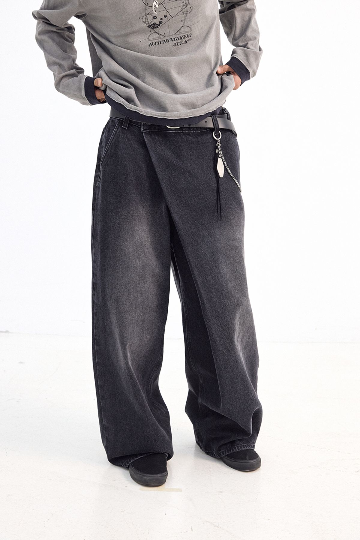 해칭룸(HATCHINGROOM) Wrap Jeans Black