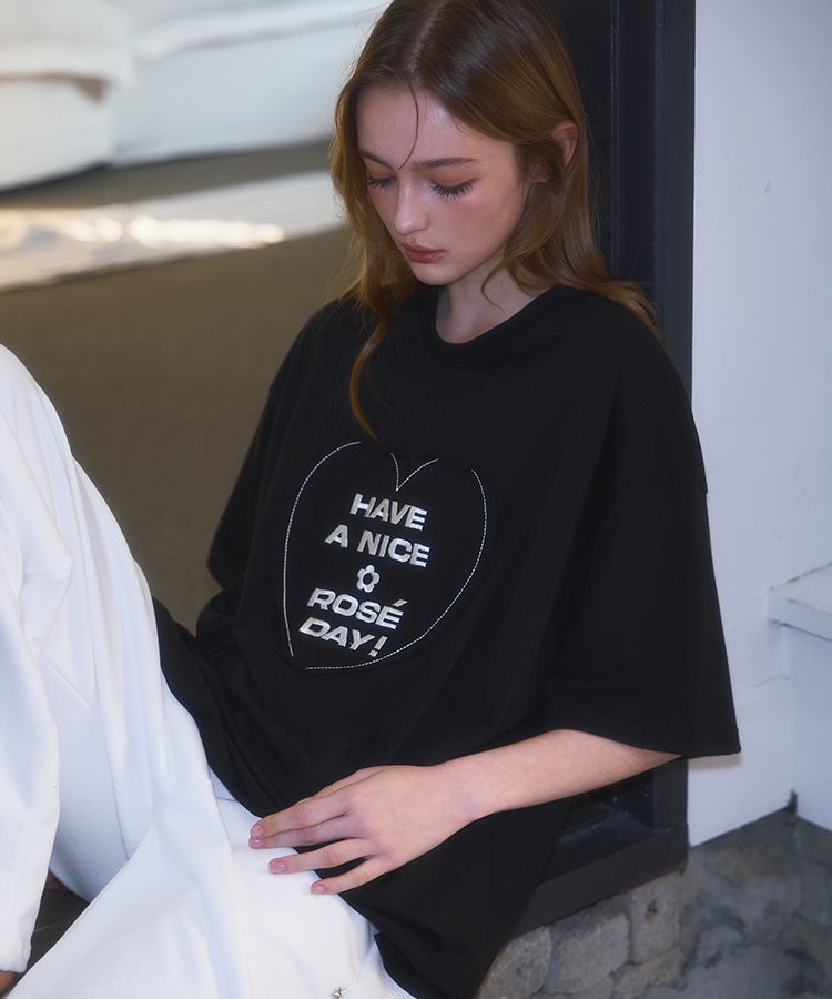 MUSINSA公式 | ROSÉ FRANTZ In the Heart T-shirt [Black]