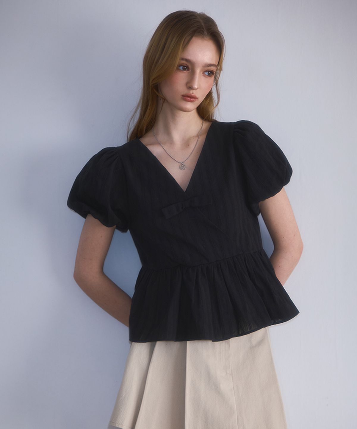 로제프란츠(ROSEFRANTZ) Wrap Pumpkin Blouse [Black]