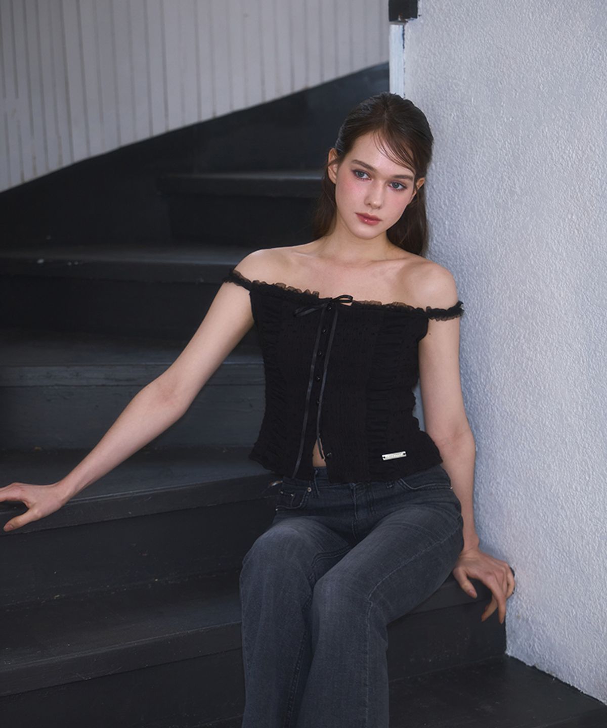 로제프란츠(ROSEFRANTZ) Lace Off Shoulder Sleeveless [Black]