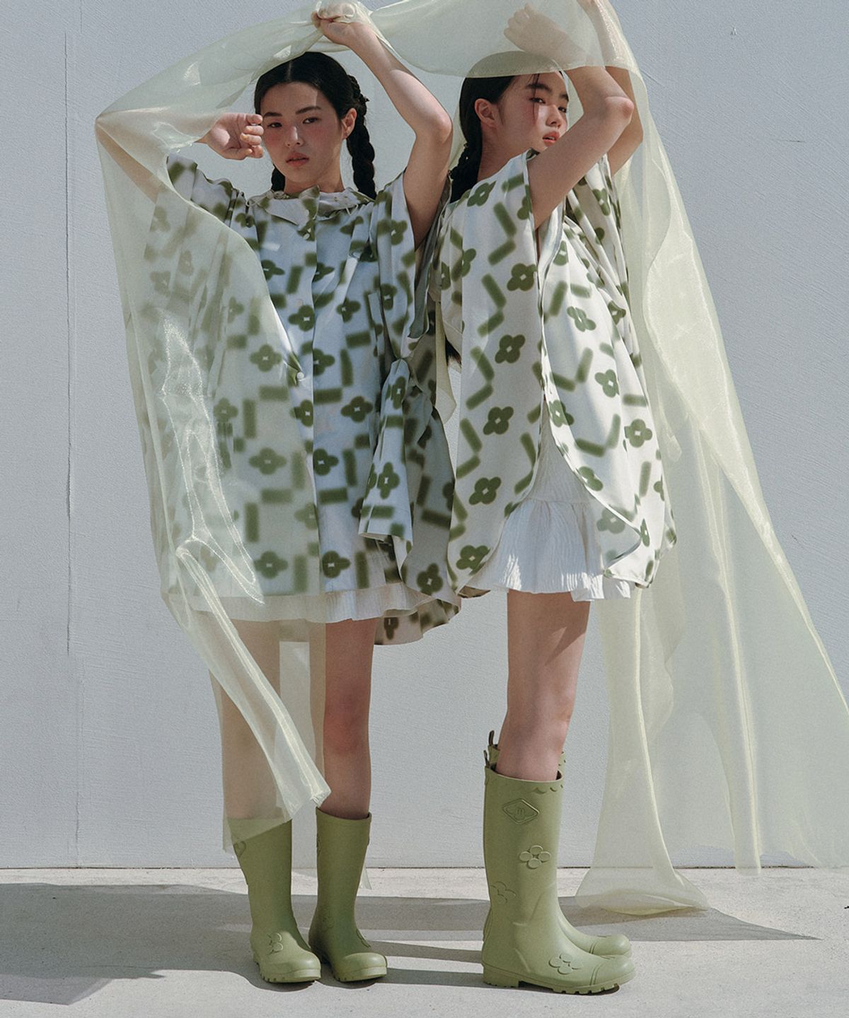 락피쉬웨더웨어(ROCKFISH WEATHERWEAR) [X MINJUKIM] FLORAL PATCH RAIN BOOTS LONG - 4 colors