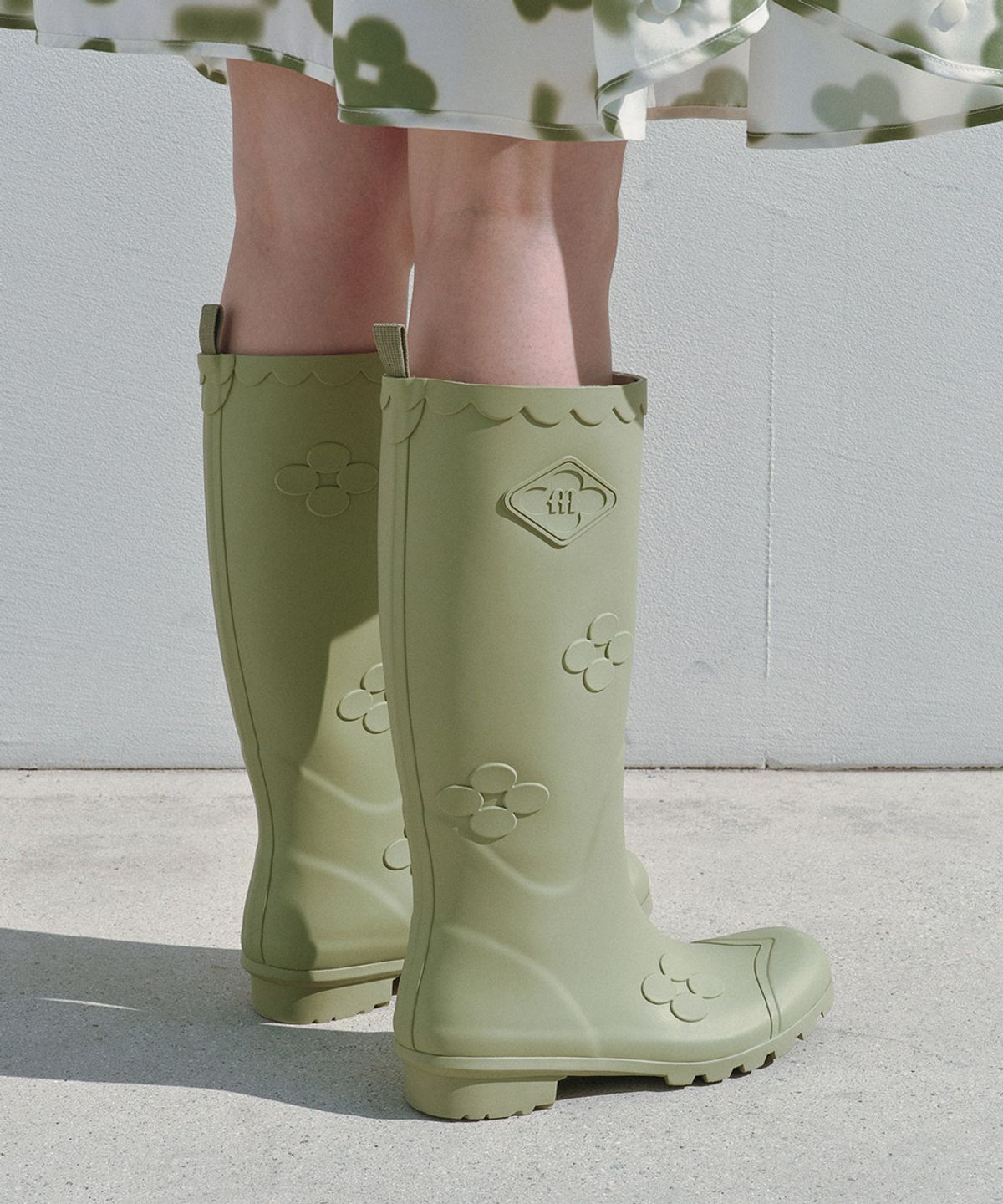 락피쉬웨더웨어(ROCKFISH WEATHERWEAR) [X MINJUKIM] FLORAL PATCH RAIN BOOTS LONG - 4 colors