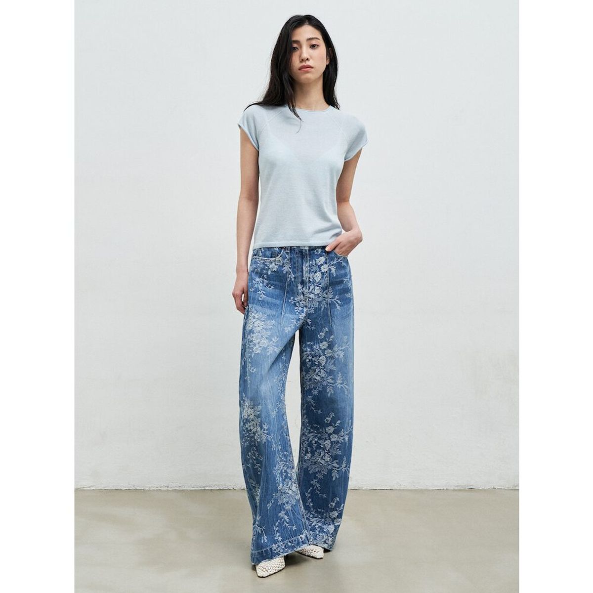 앙개(ANGGAE) Basic Fine Knit TShirt  Blue