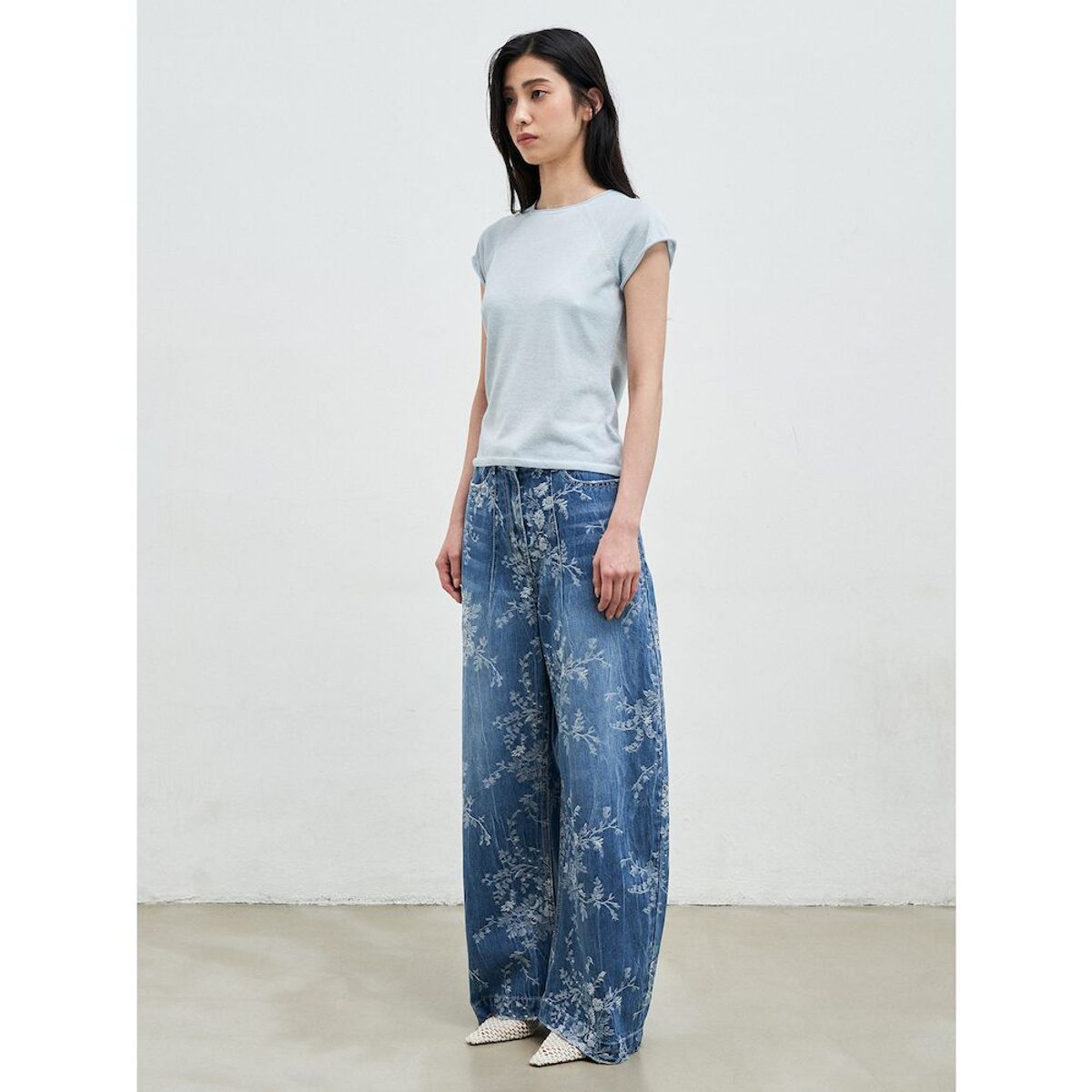 앙개(ANGGAE) Basic Fine Knit TShirt  Blue