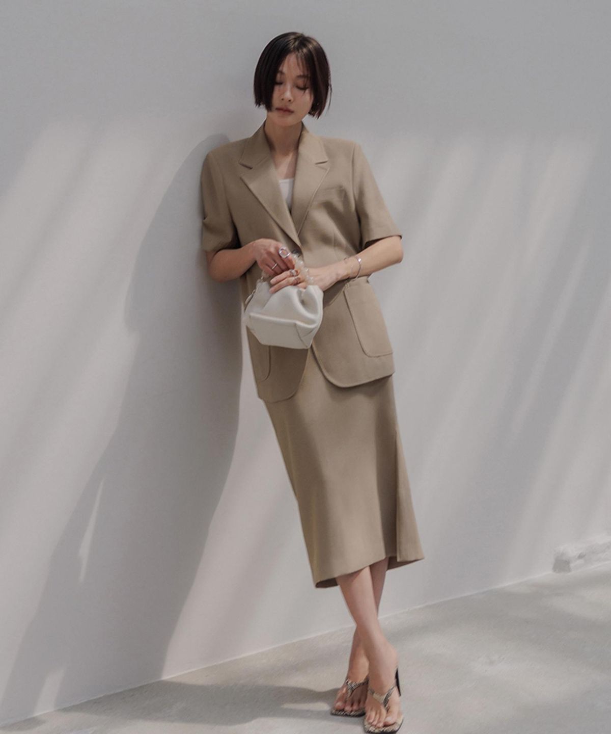 메무아(MEMUA) 러넌 린넨 하프자켓 와이드 슬랙스 셋업(블랙)