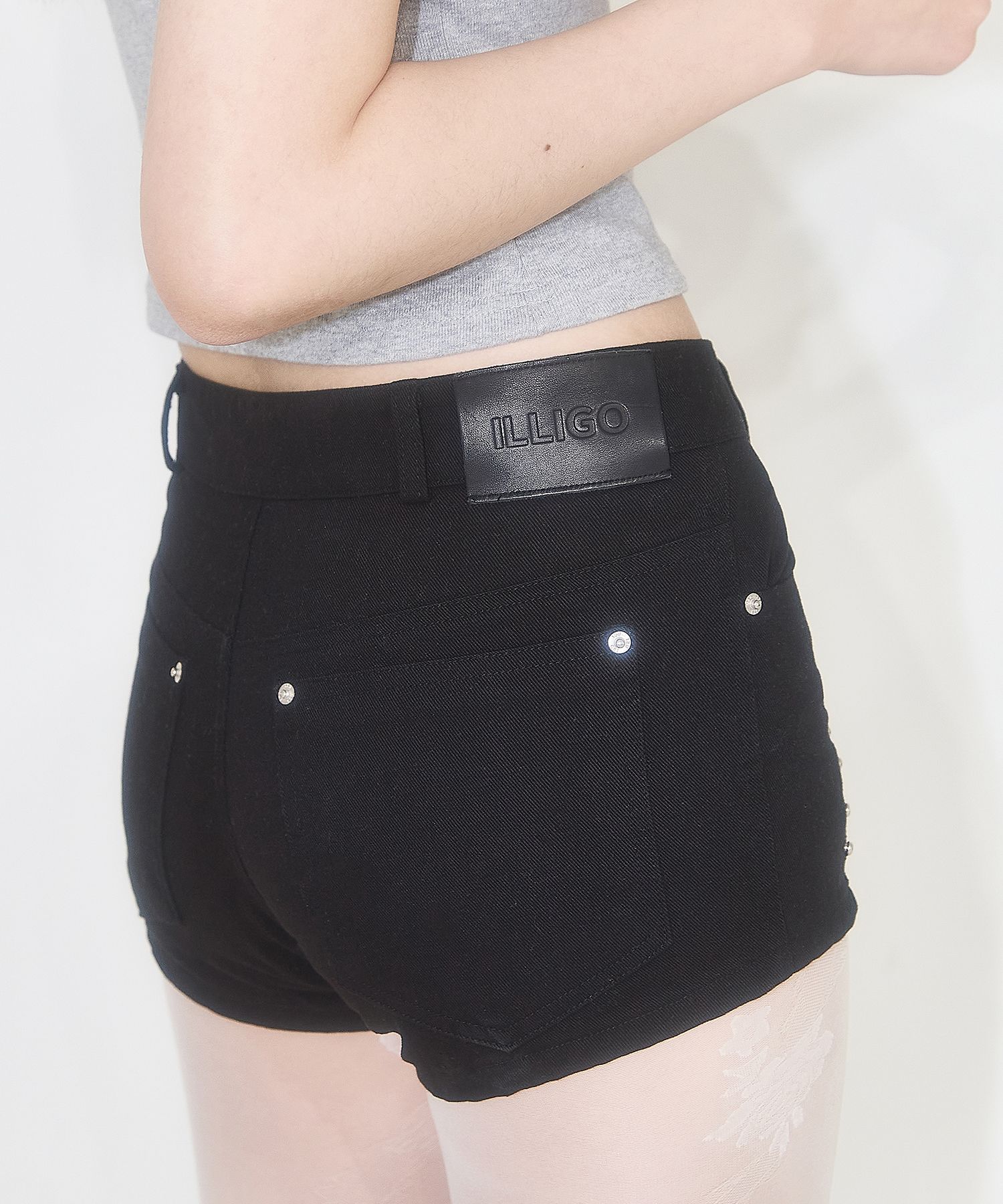 ショートパンツ ILLIGO Crop Stud Shorts 5BMR0205 MUSINSA | ILLIGO Crop Stud Shorts Black
