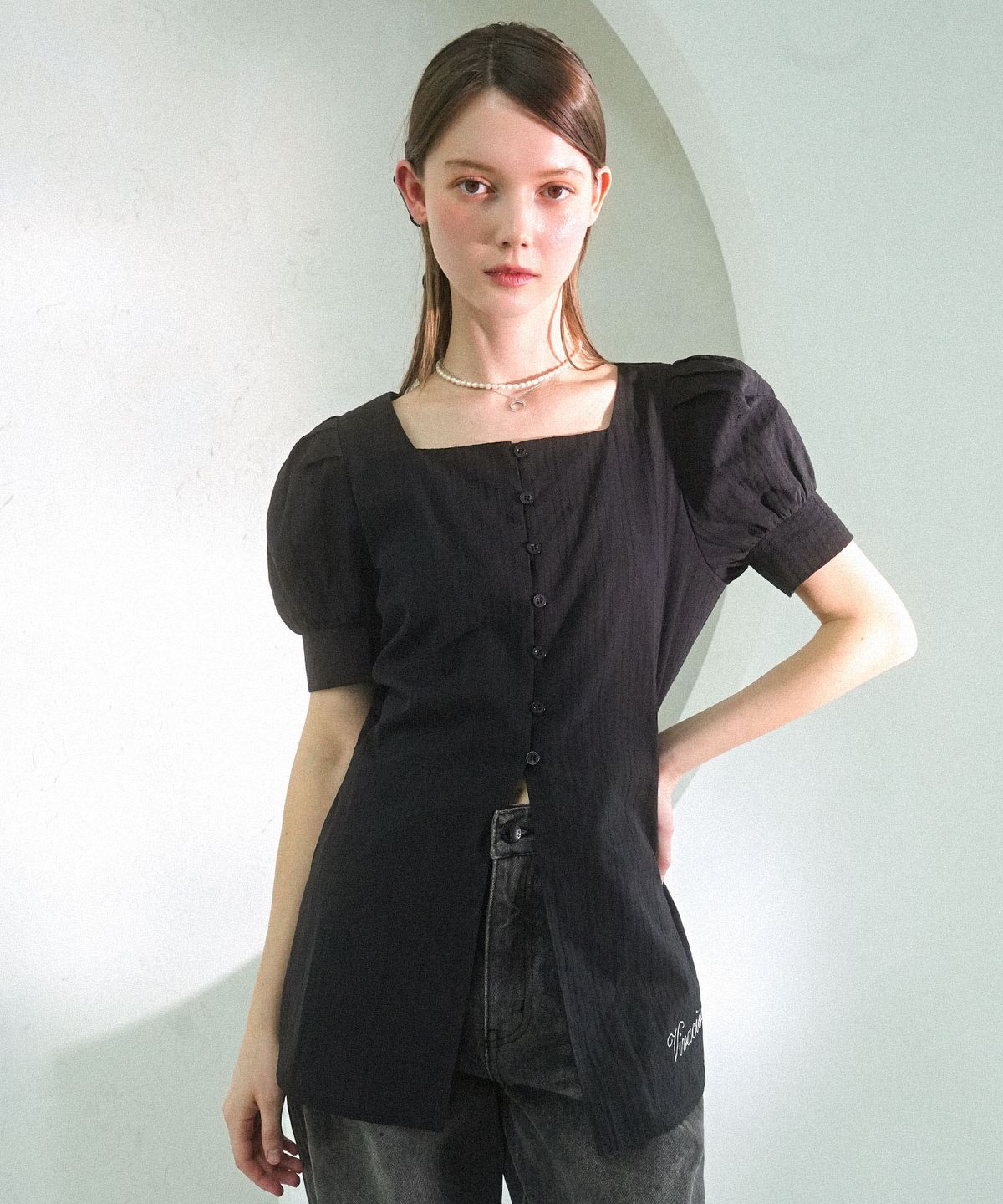 비바셔스(VIVACIOUS) Jein Puff Long Blouse - 2COL