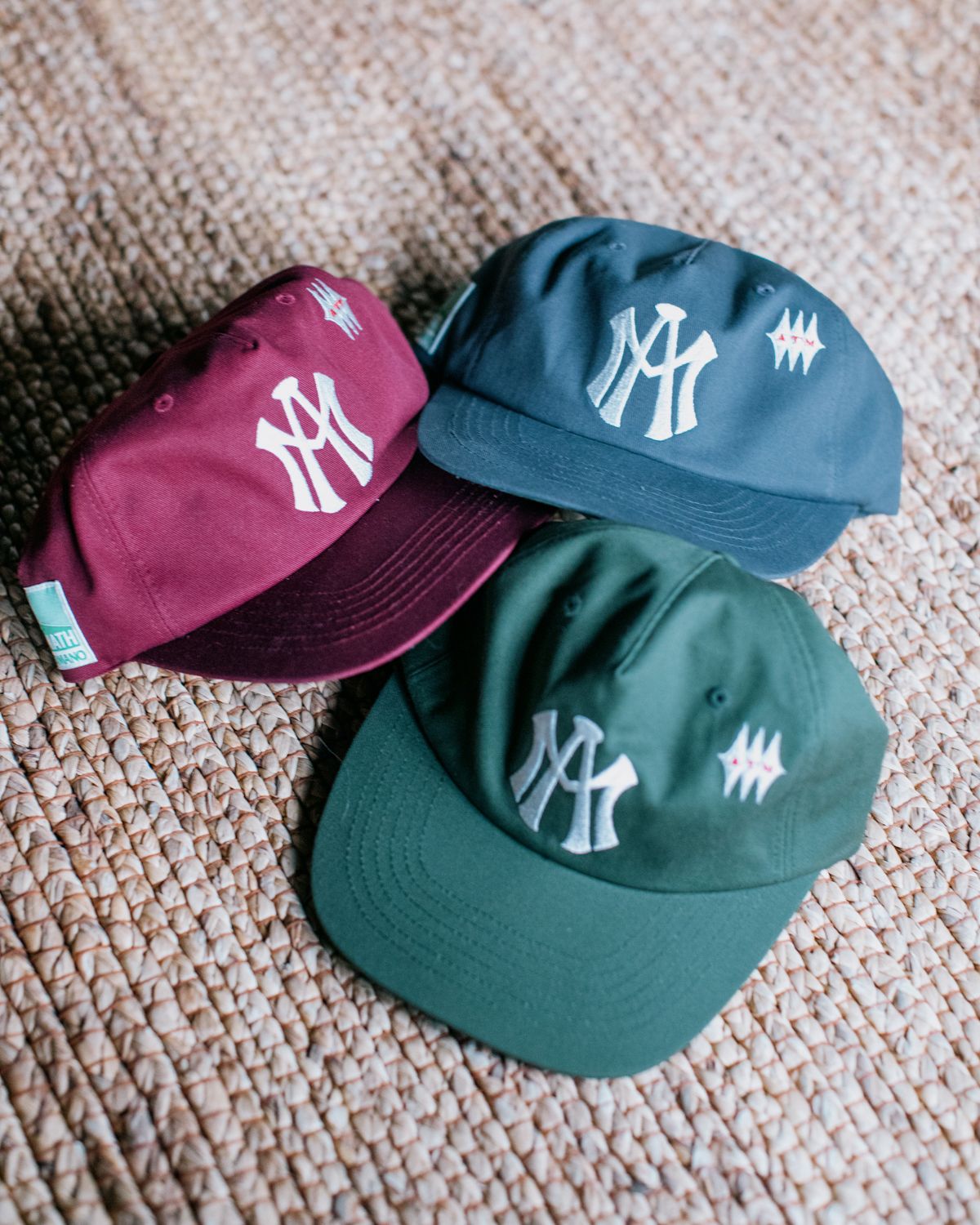애프터매스(AFTERMATH) ATM LOGO BALL CAP [BURGUNDY]