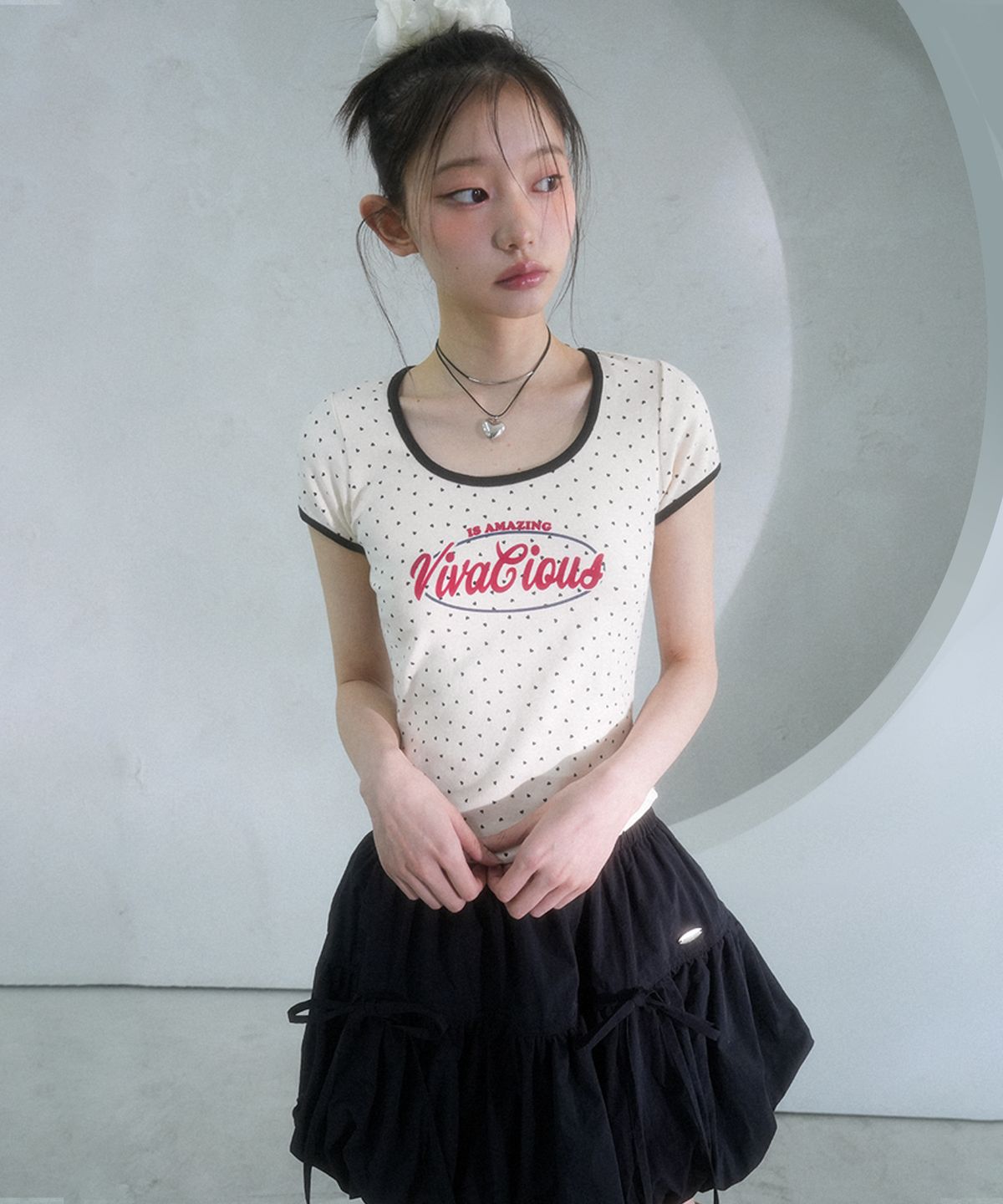 비바셔스(VIVACIOUS) Mini Heart Tee - 2COL