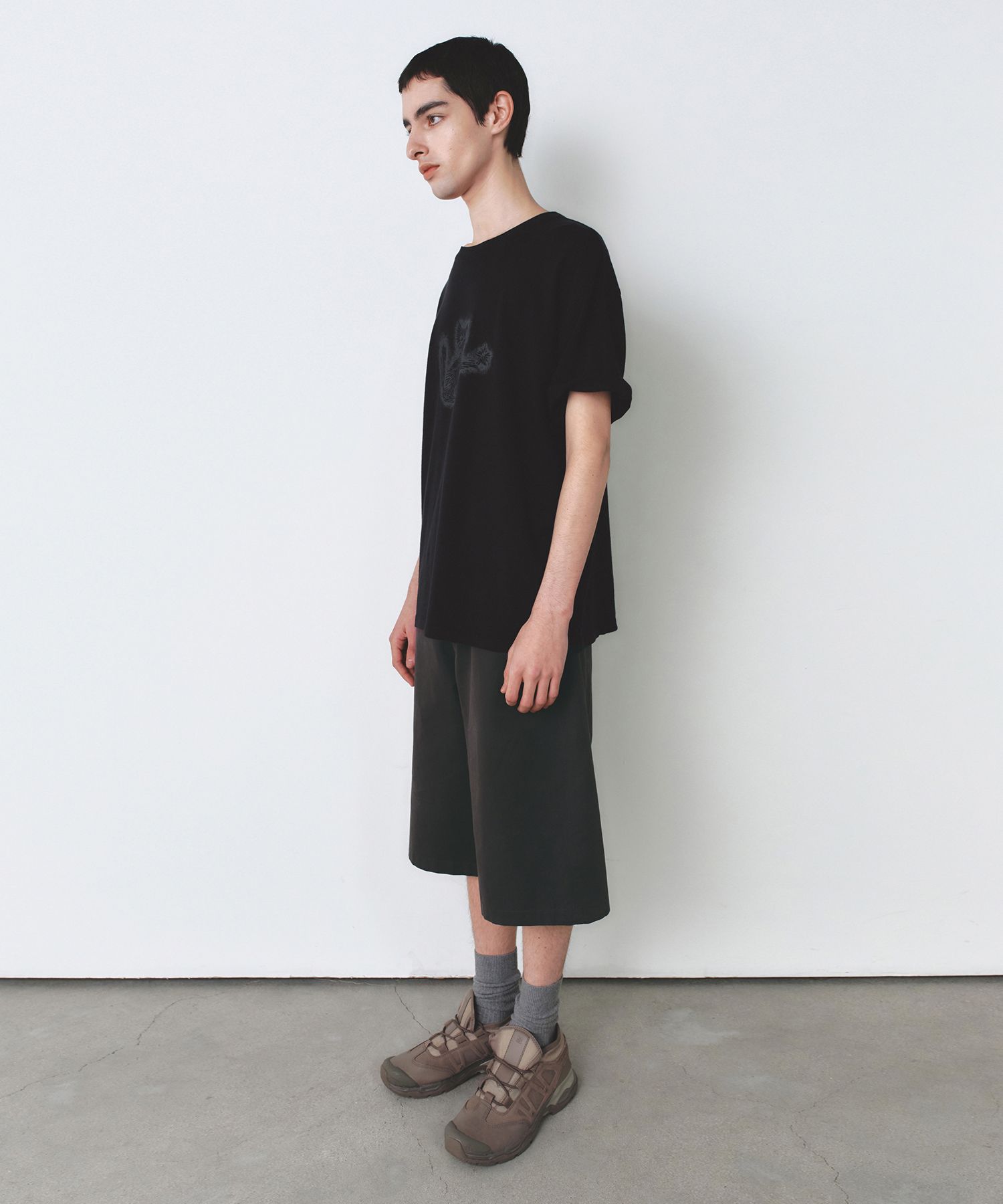 [INSILENCE] CAT GRAPHIC SHEARED T-SHIRT /追跡付 MUSINSA | INSILENCE CAT GRAPHIC SHEARED T-SHIRT OFF WHITE