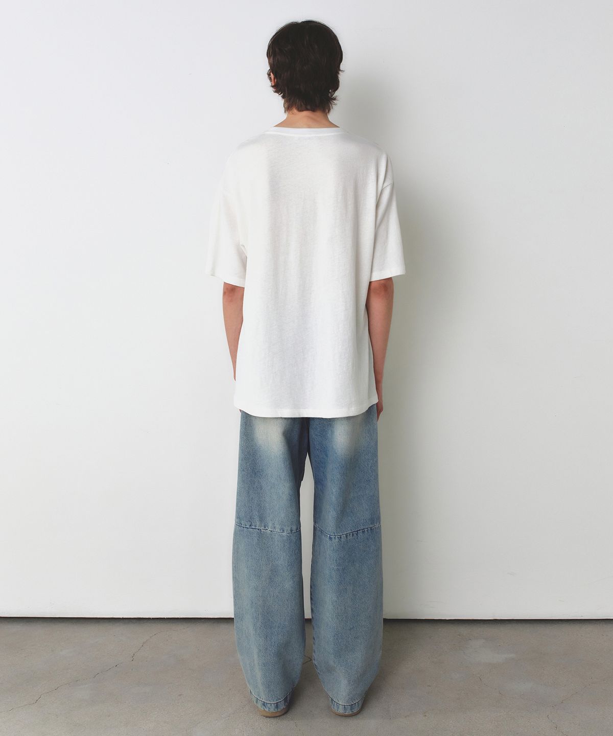 인사일런스(INSILENCE) 캣 그래픽 시어드 티셔츠 OFF WHITE