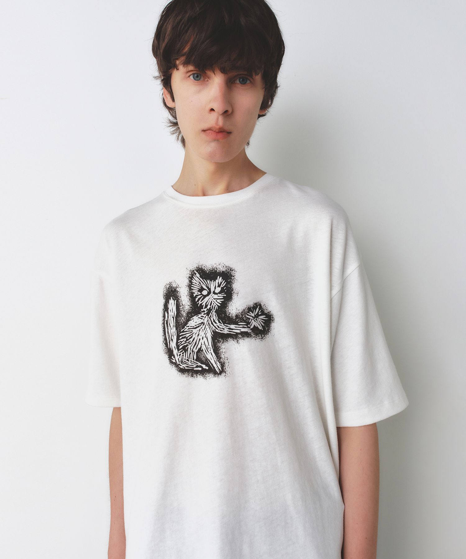 [INSILENCE] CAT GRAPHIC SHEARED T-SHIRT /追跡付 MUSINSA | INSILENCE CAT GRAPHIC SHEARED T-SHIRT OFF WHITE