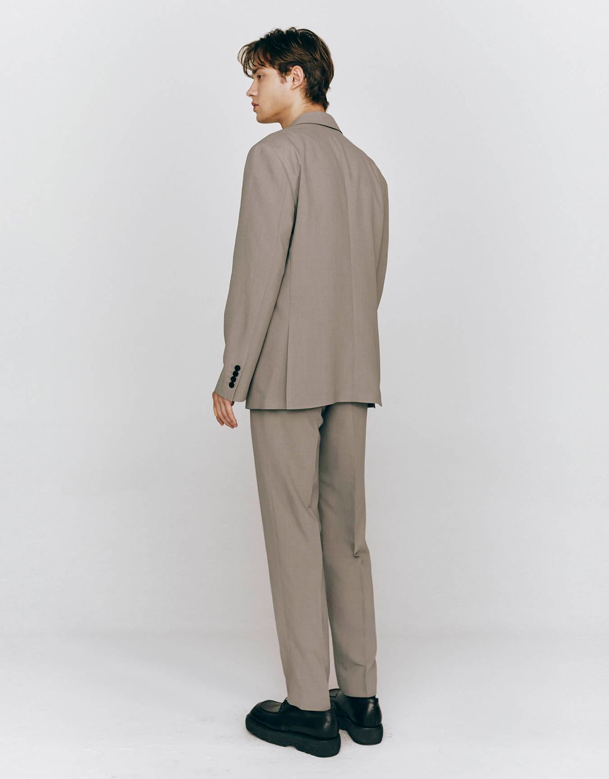 컨셉원(CONCEPTS1ONE) 폴리 레귤러핏 블레이저 10075521/075521 [2color]