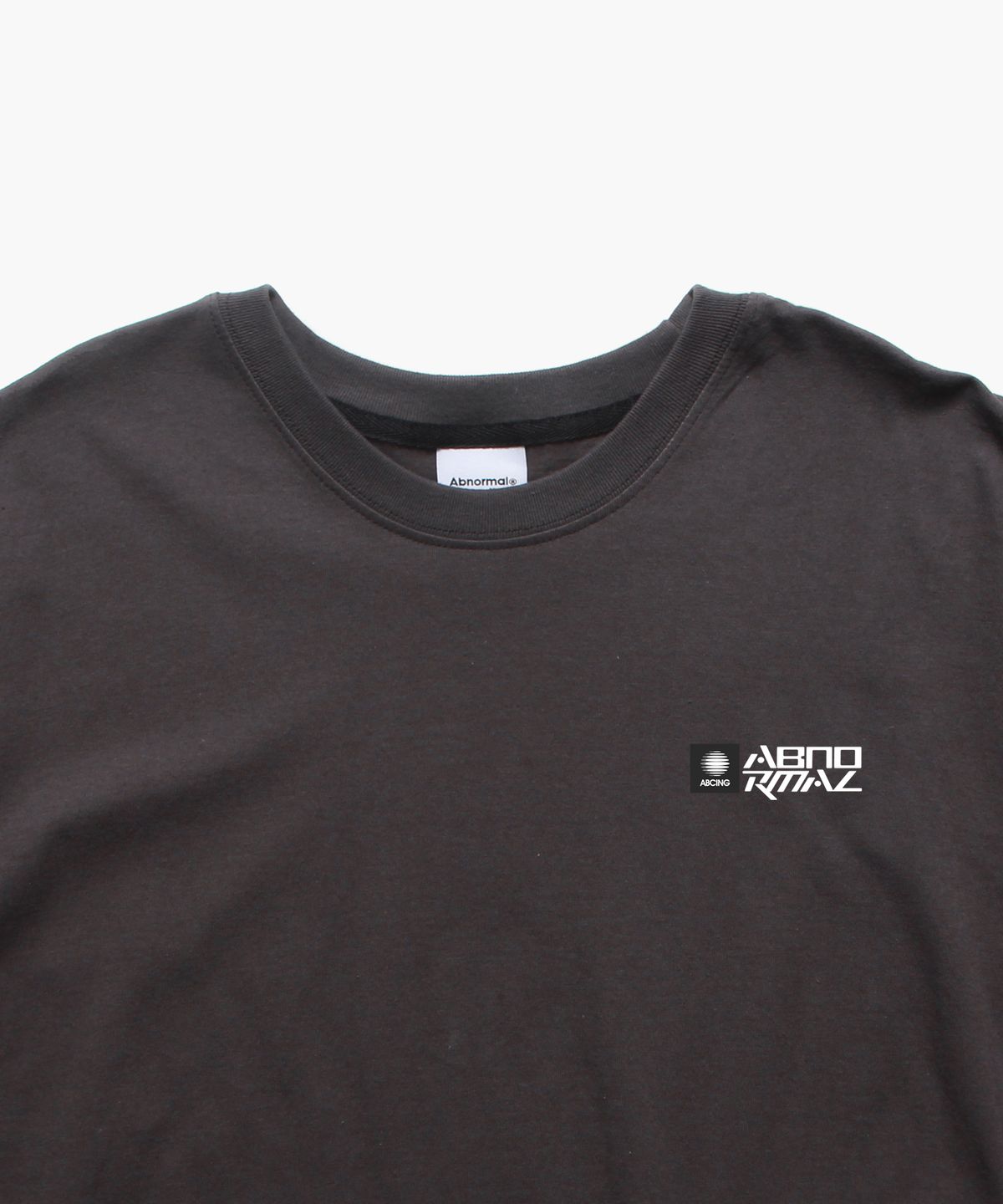 앱놀머씽(ABNORMALTHING) SC 스퀘어 미니 티셔츠 차콜 (SC SQUARE MINI T-SHIRT CHARCOAL)