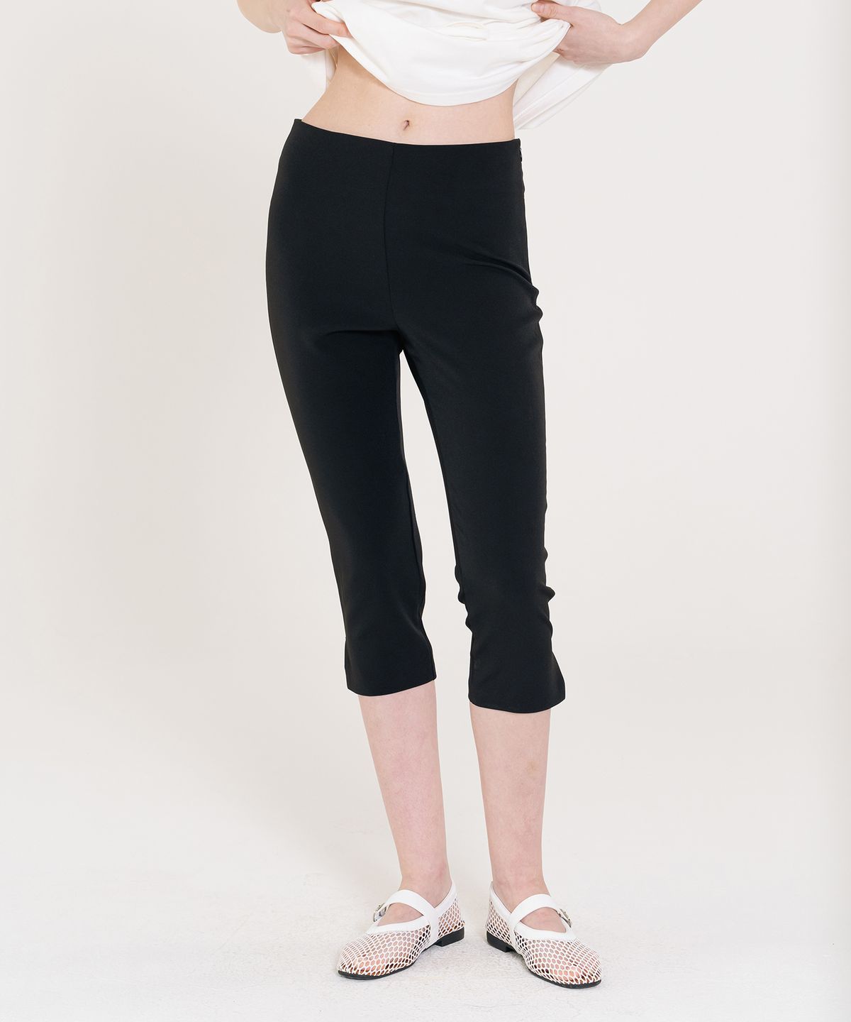 인지액티브(INJIACTIVE) Capri Slit Pants 블랙