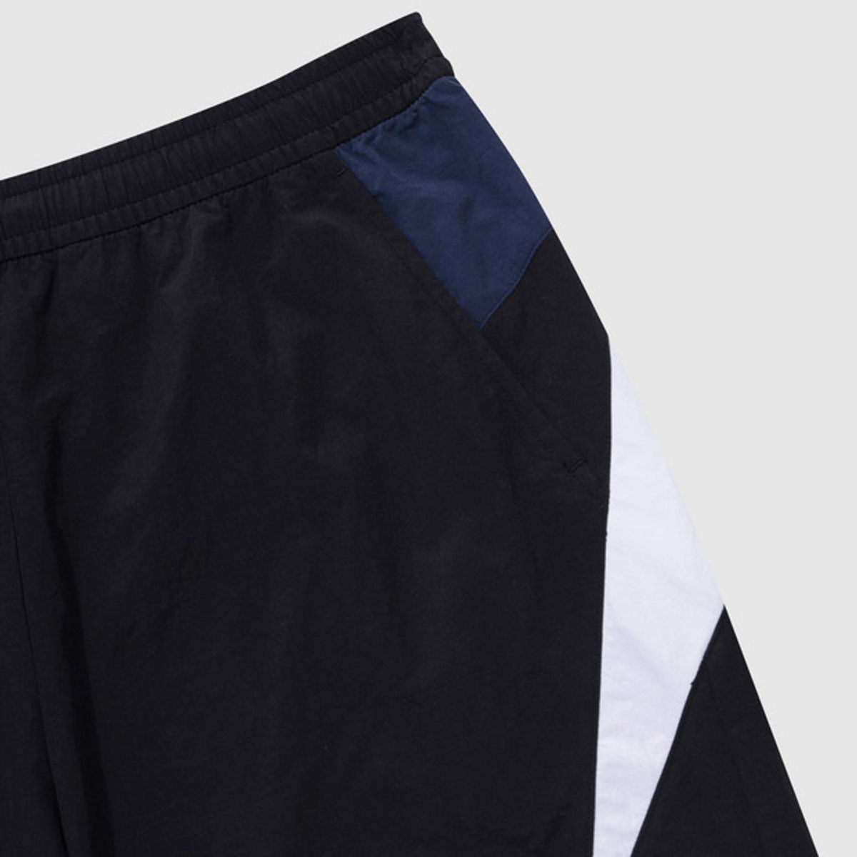 엄브로(UMBRO) HBL BLOKE OG 5부 반바지 블랙(UQ221CHP52)