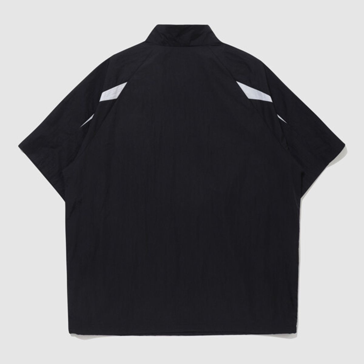 엄브로(UMBRO) HBL BLOKE 반팔 스탠넥 아노락 블랙(UQ223CWT52)
