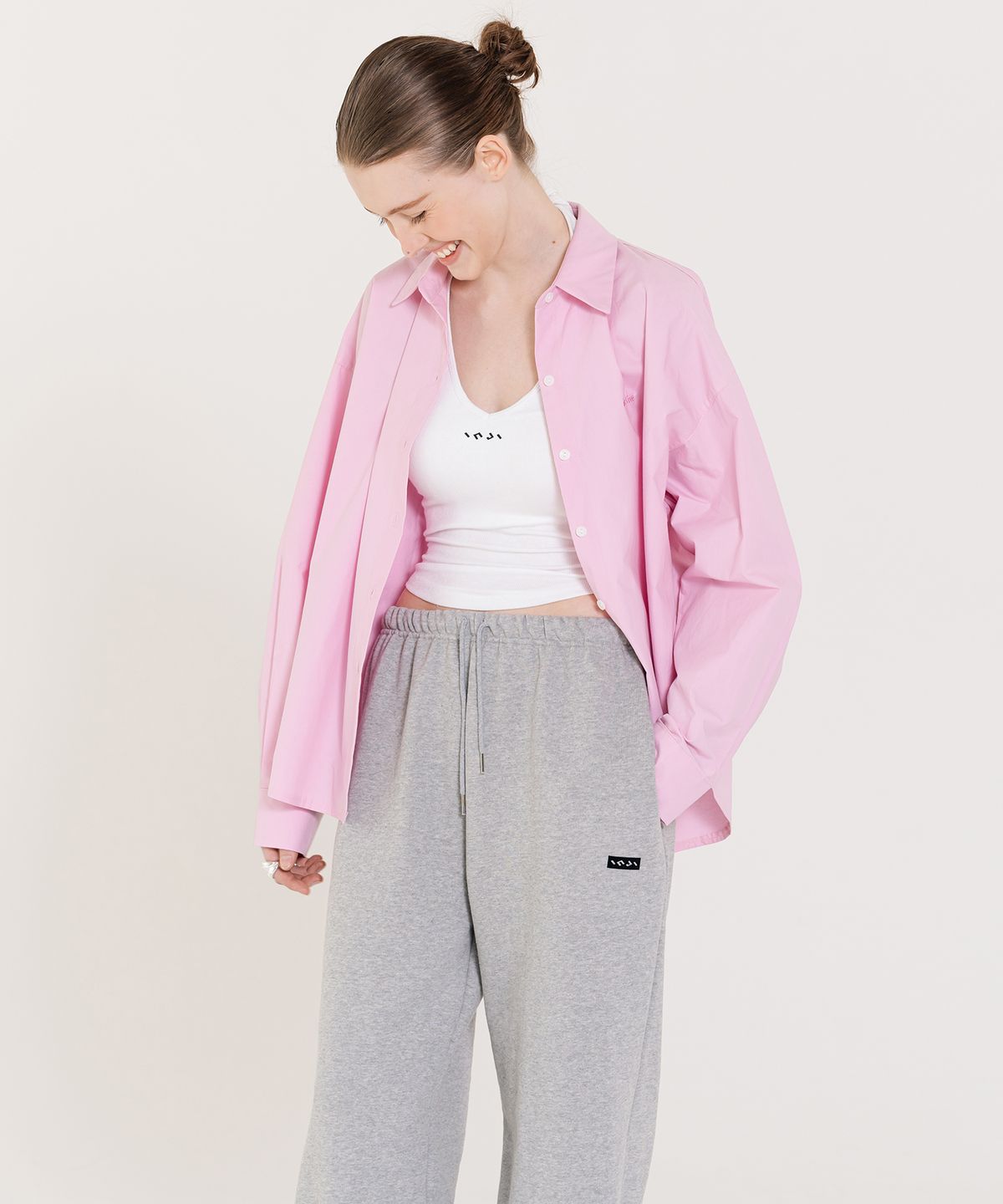 인지액티브(INJIACTIVE) Small Logo Jogger Pants 그레이