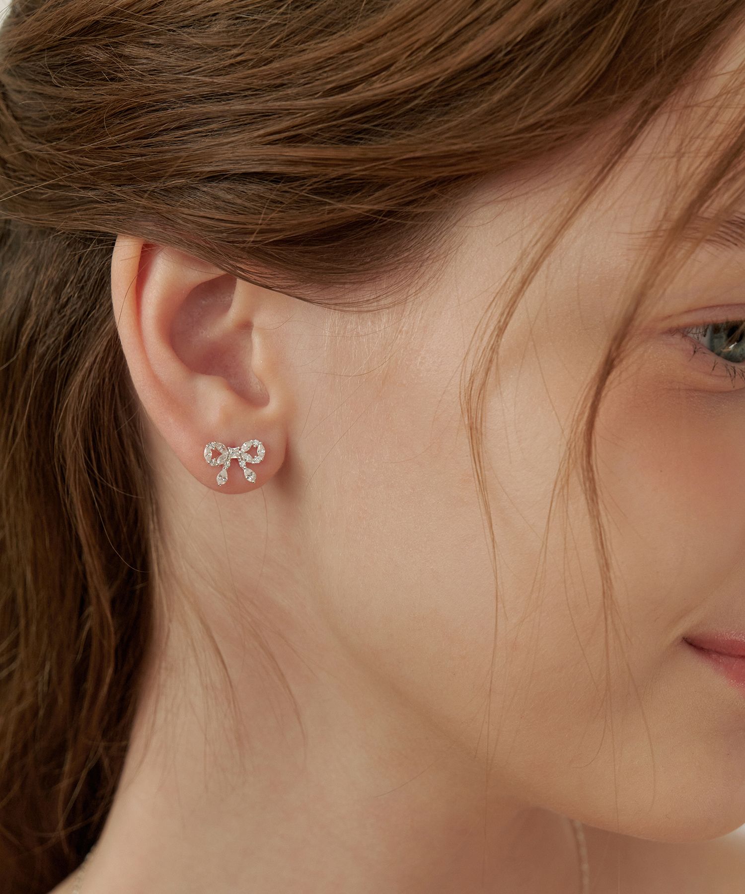 TATIANA☆[SILVER925] Opulent Oval Earring Designer fashion, Seoul-fully created | W Concept