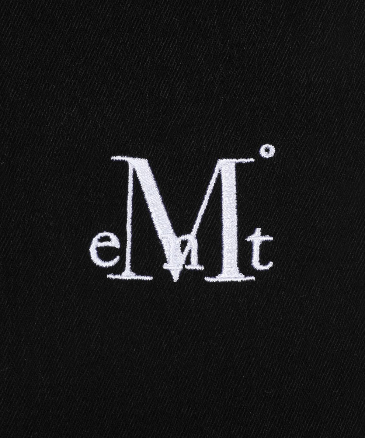 무센트(MUCENT) 왁시 부츠컷 데님팬츠
