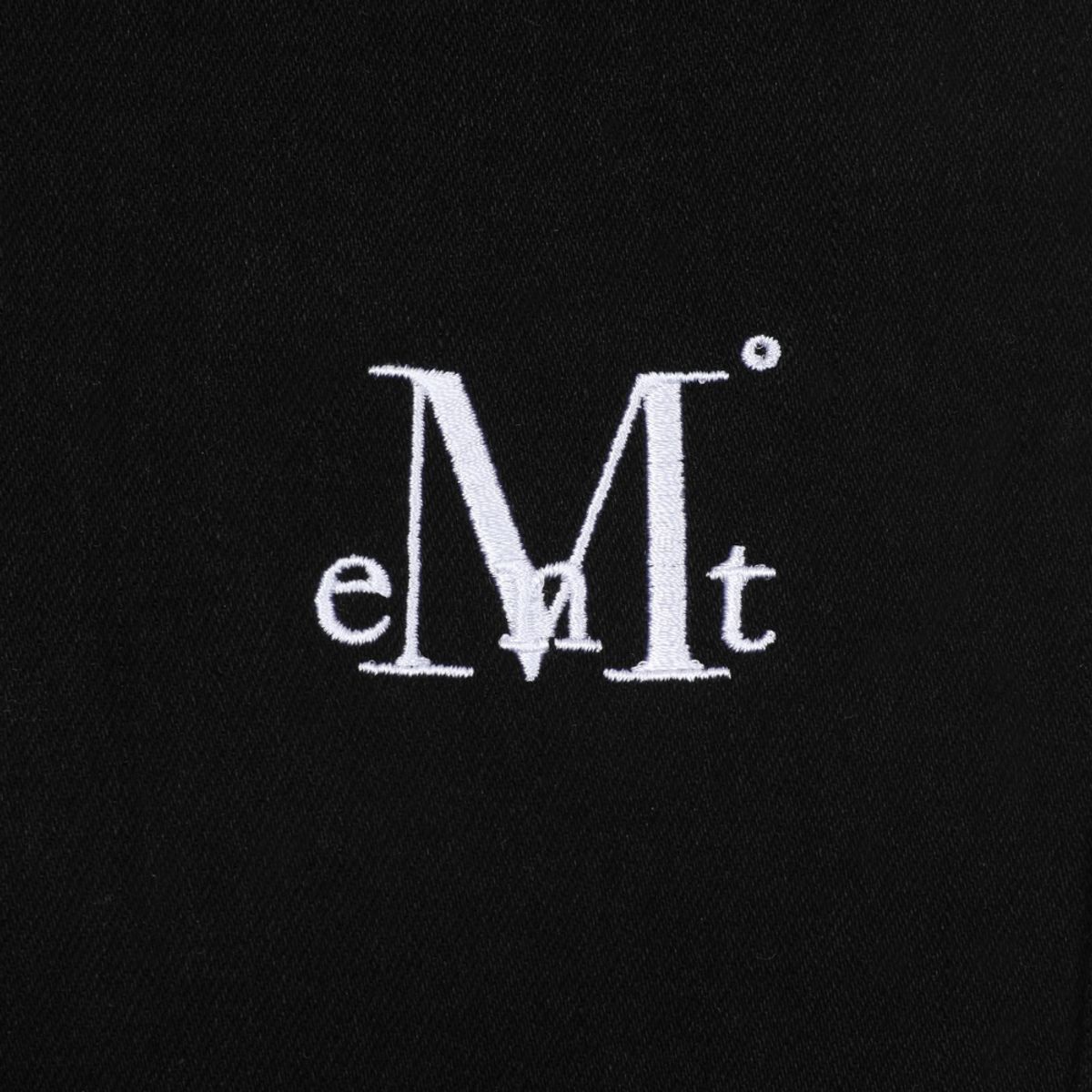 무센트(MUCENT) 왁시 부츠컷 데님팬츠