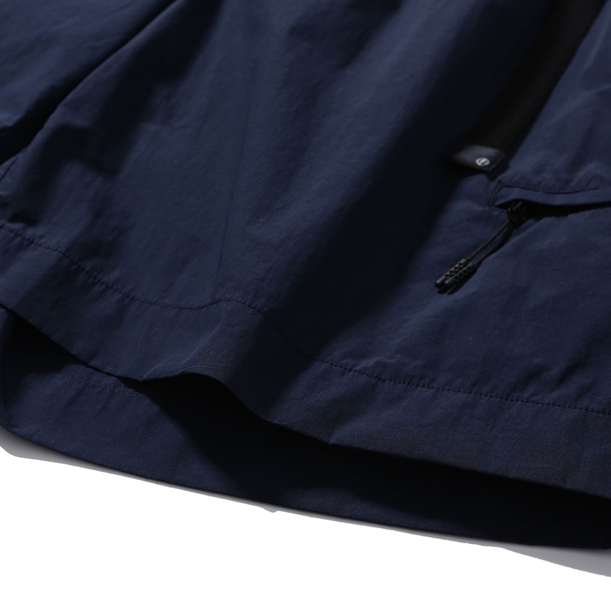 모이프(MOIF) [SS25] UNIFORM SHORTS / NAVY BLUE NC