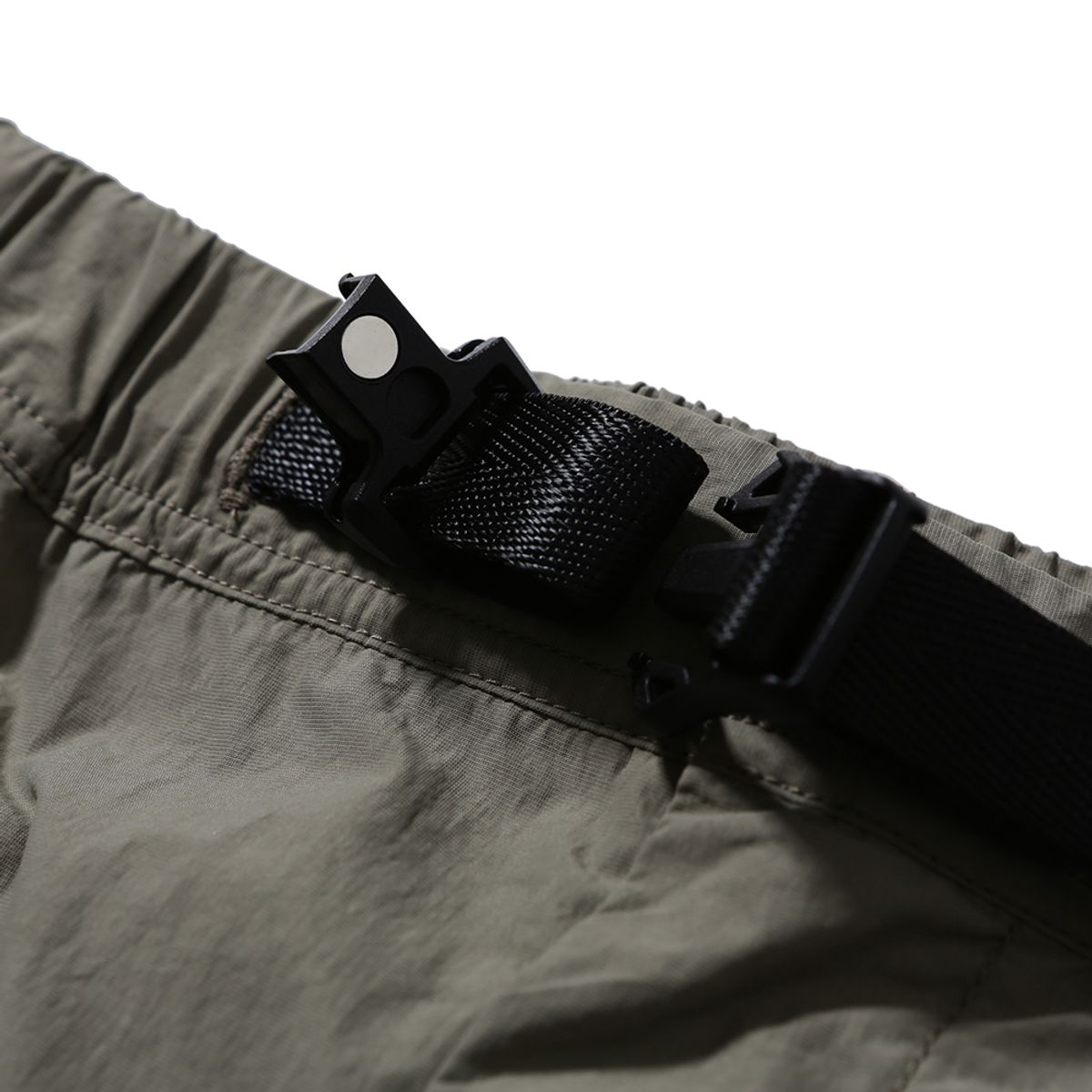 모이프(MOIF) [SS25] UNIFORM SHORTS / SAND NC