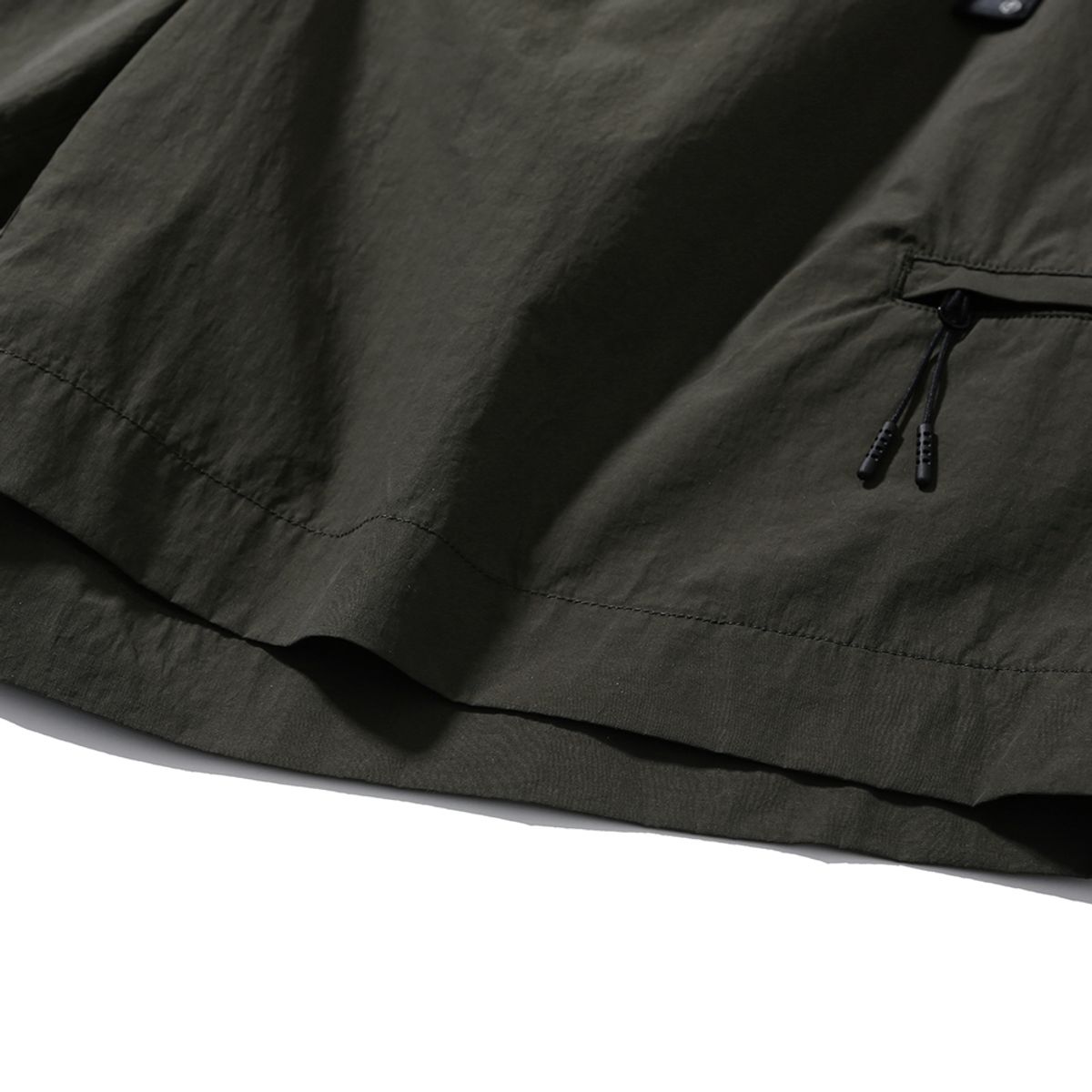 모이프(MOIF) [SS25] UNIFORM SHORTS / OLIVE NC