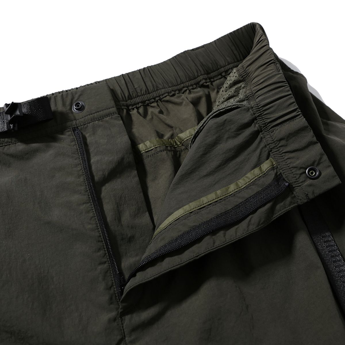 모이프(MOIF) [SS25] UNIFORM SHORTS / OLIVE NC