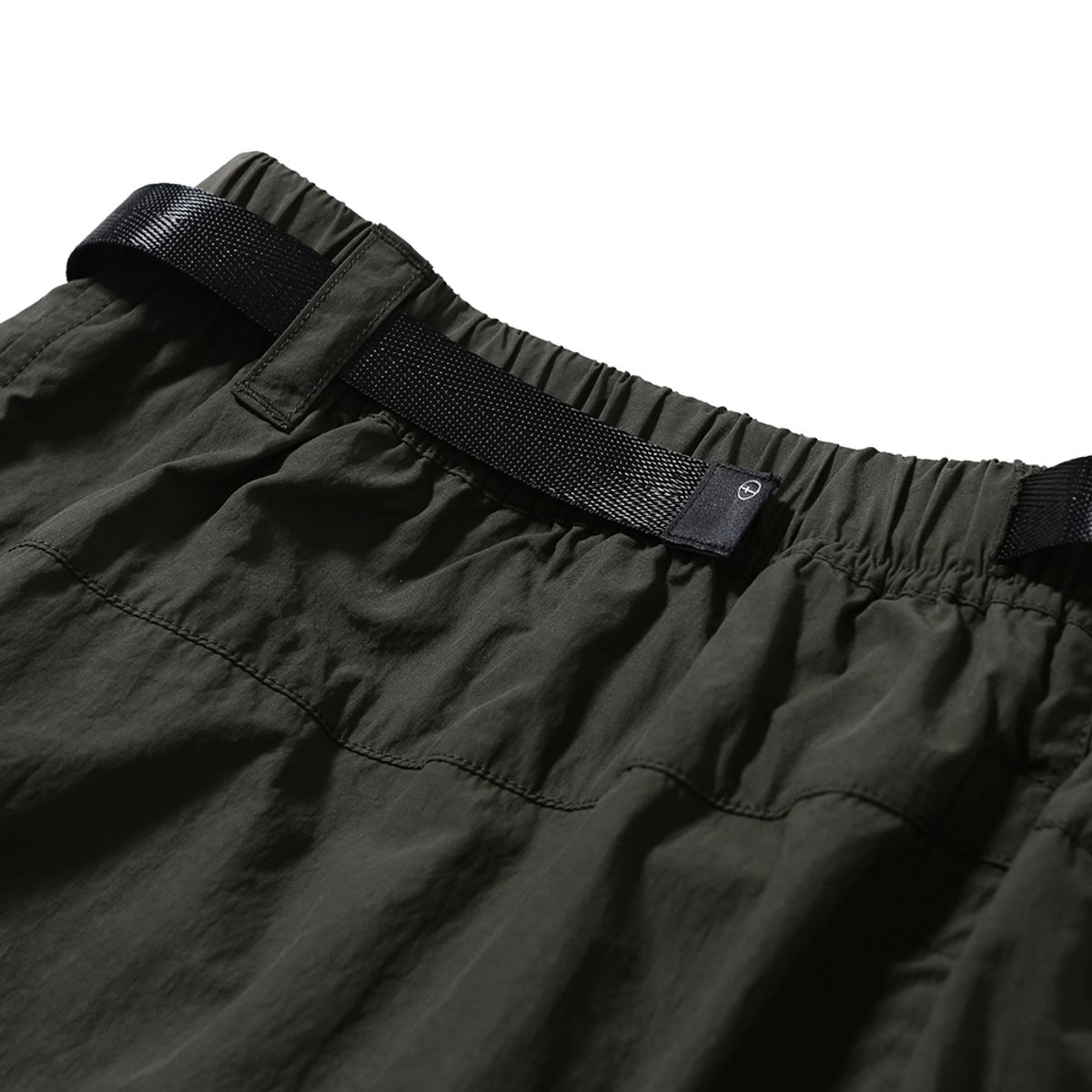 모이프(MOIF) [SS25] UNIFORM SHORTS / OLIVE NC