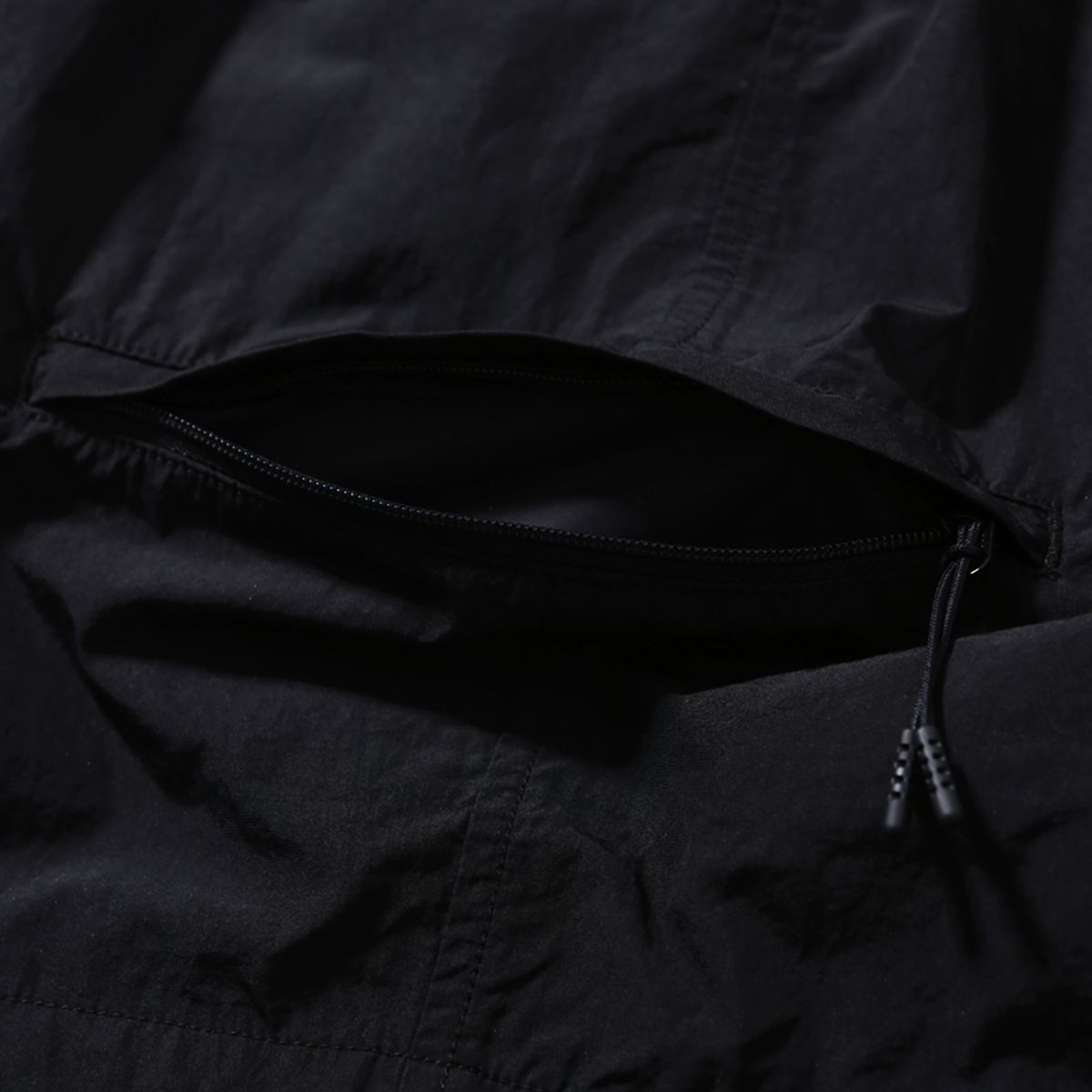 모이프(MOIF) [SS25] UNIFORM SHORTS / BLACK NC