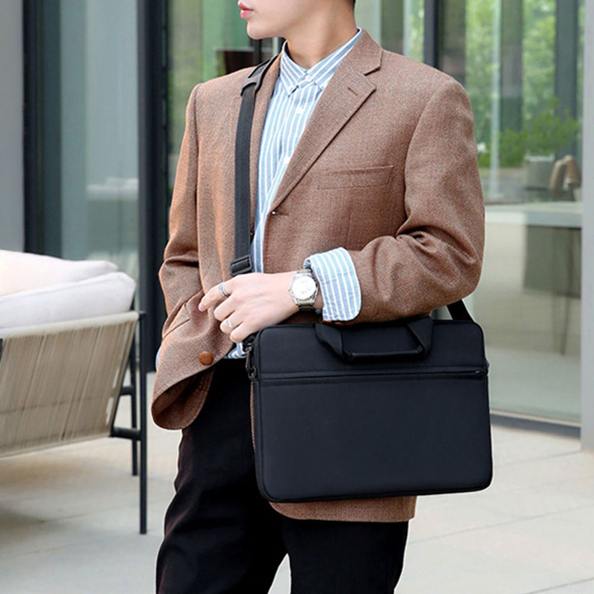 유즈비(USBEE) 테크베스트 슬림형 노트북 가방 15.6인치