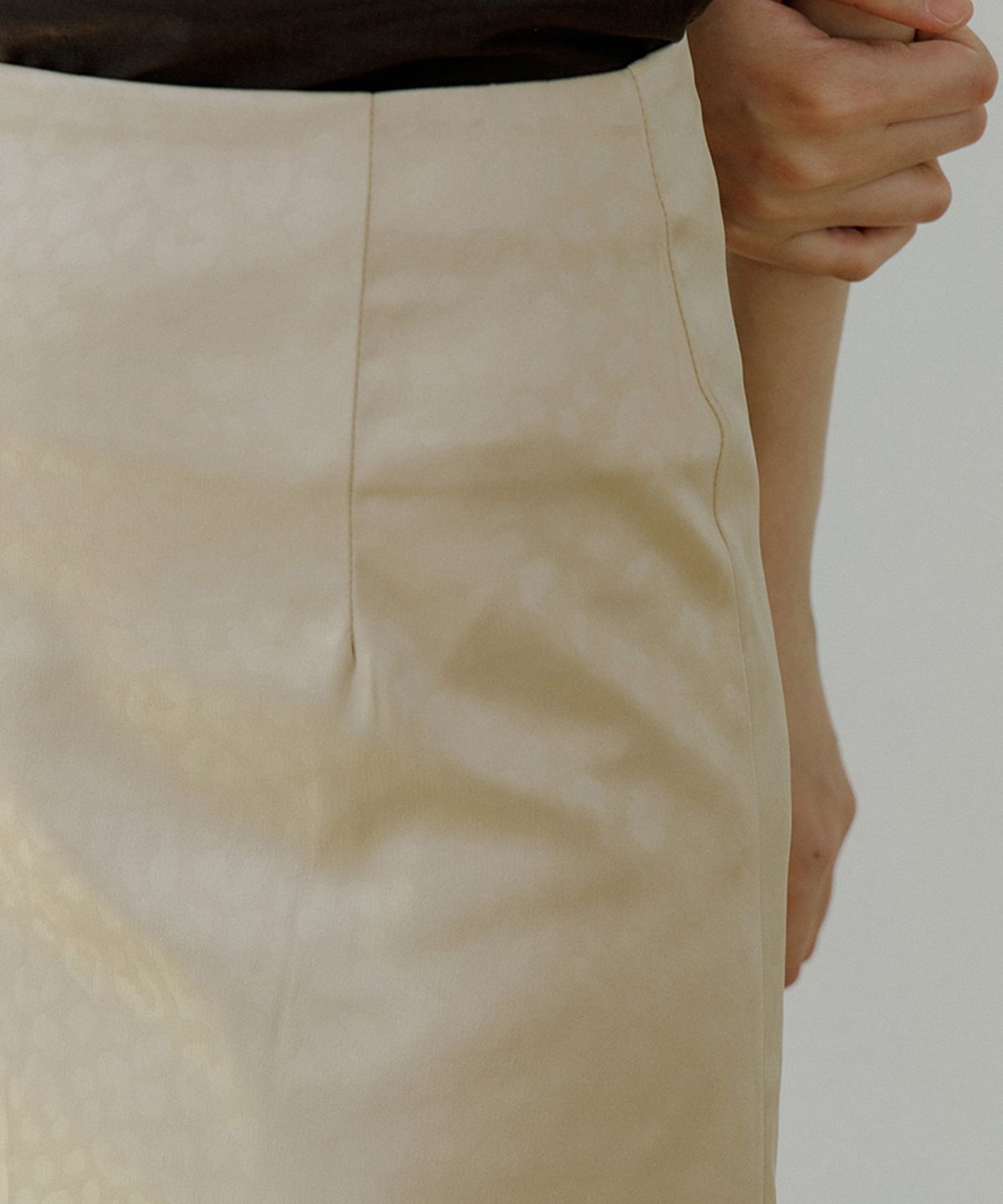 리올그(REORG) WOI LEOPARD MINI SKIRT GOLD