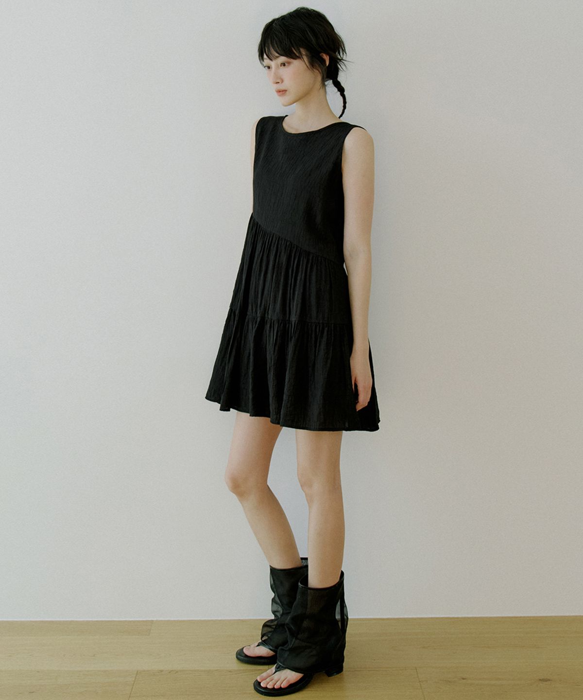 리올그(REORG) WOI SLEEVELESS SMOKE OPS BLACK