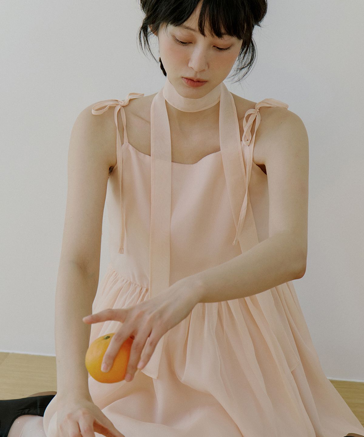 리올그(REORG) WOI TIE SET UP RIBBON FLARE MINI OPS CREAM PEACH