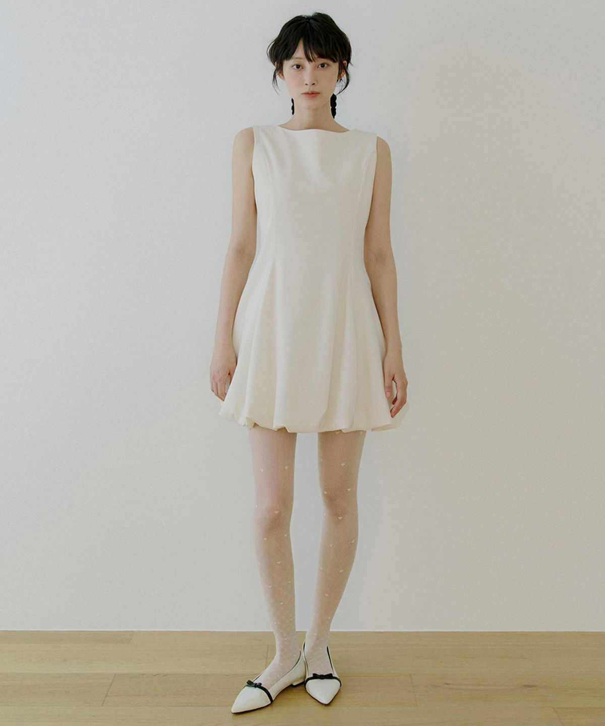 리올그(REORG) WOI SLEEVELESS BALLOON MINI OPS CREAM