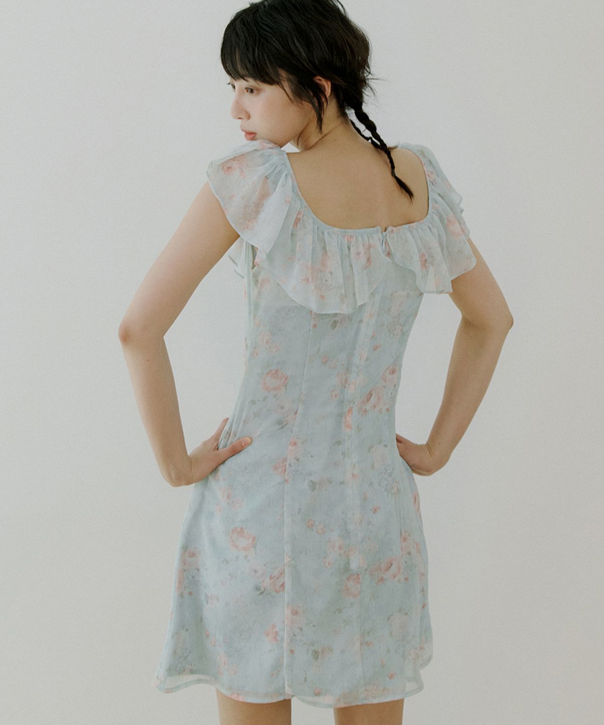 리올그(REORG) WOI FLOWER PATTERN FRILL OPS MINT BLUE
