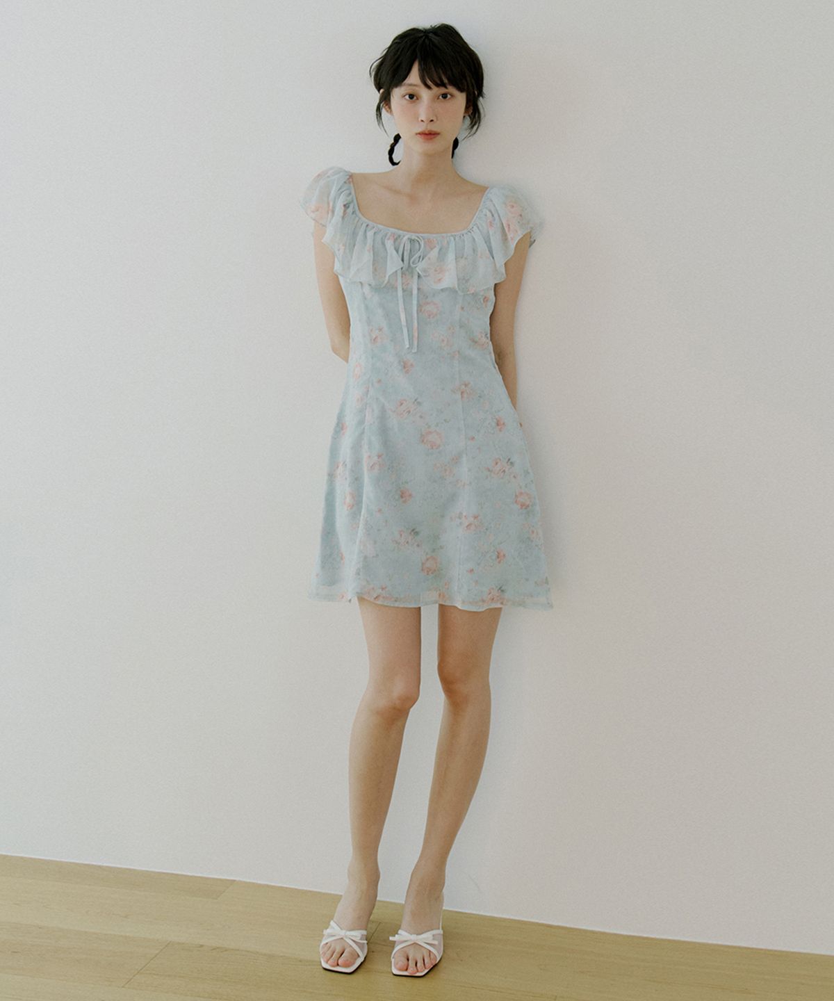 리올그(REORG) WOI FLOWER PATTERN FRILL OPS MINT BLUE