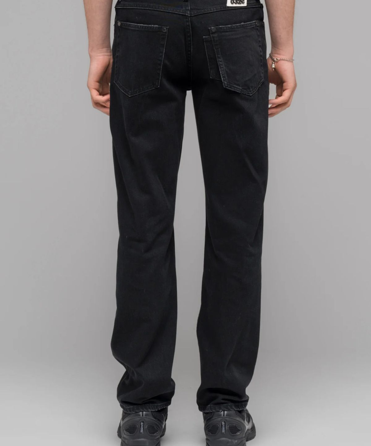 032씨(032C) (U) 다운 투 어스 스트레이트 레그 진 워시드 블랙 DOWN TO EARTH STRAIGHT LEG JEAN WASHED BLACK