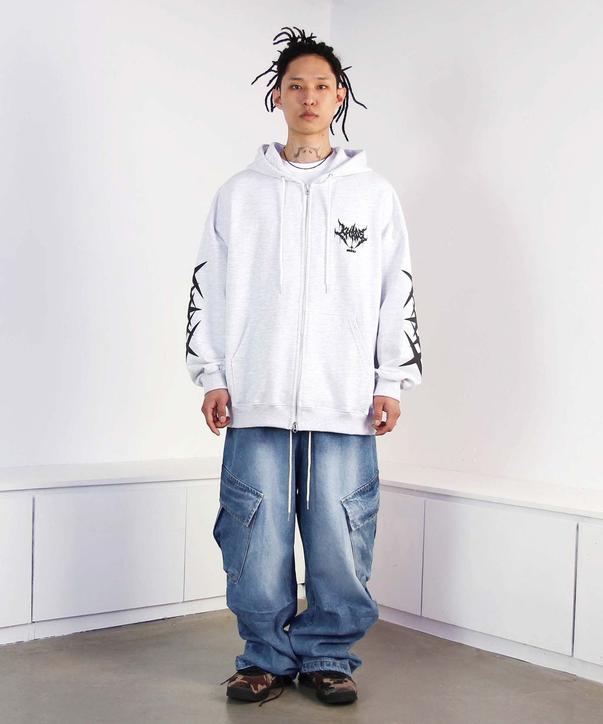믹쓰제이(MIXXJ) BAT HOOD ZIP-UP (WHITE MELANGE)