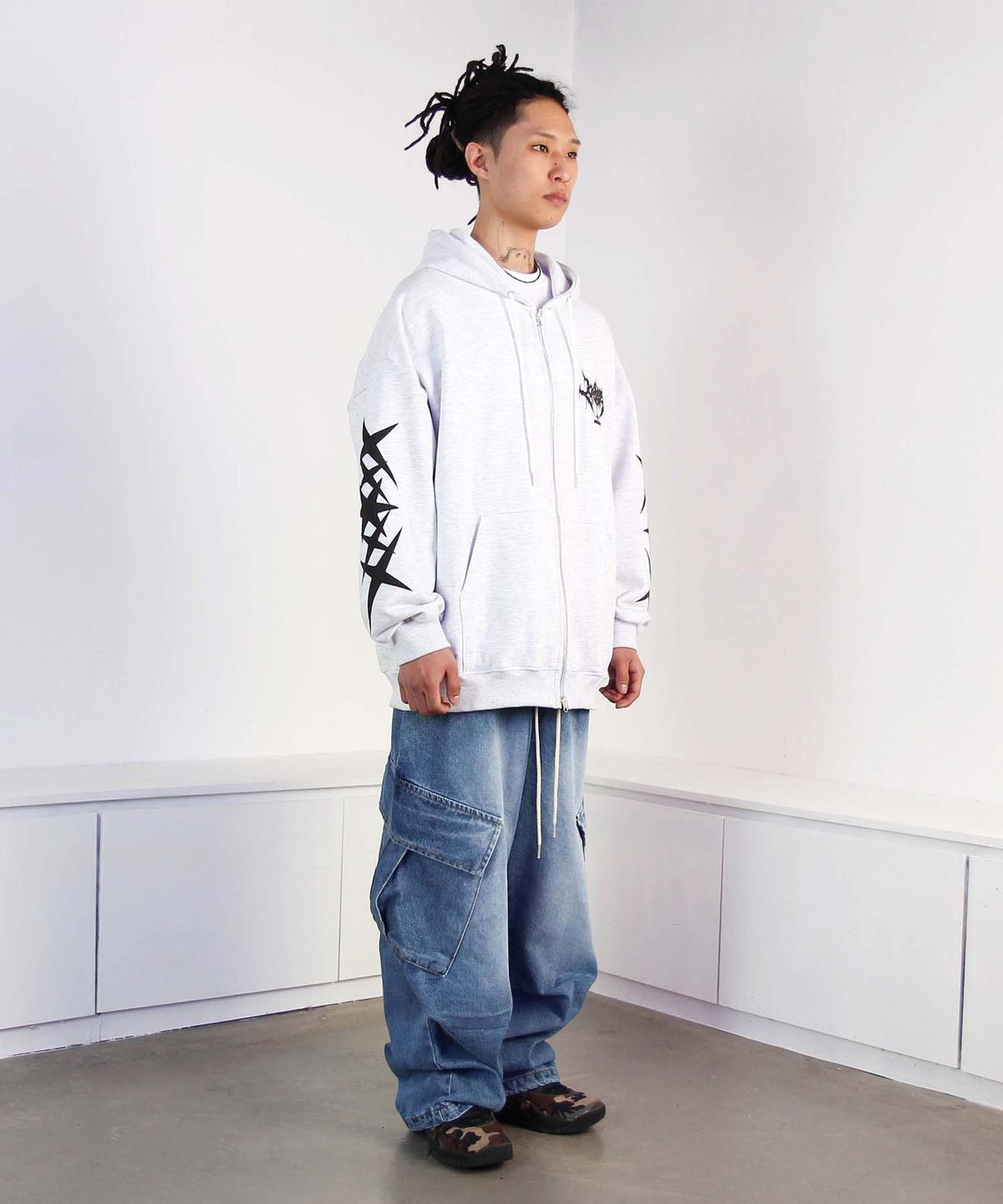 믹쓰제이(MIXXJ) BAT HOOD ZIP-UP (WHITE MELANGE)