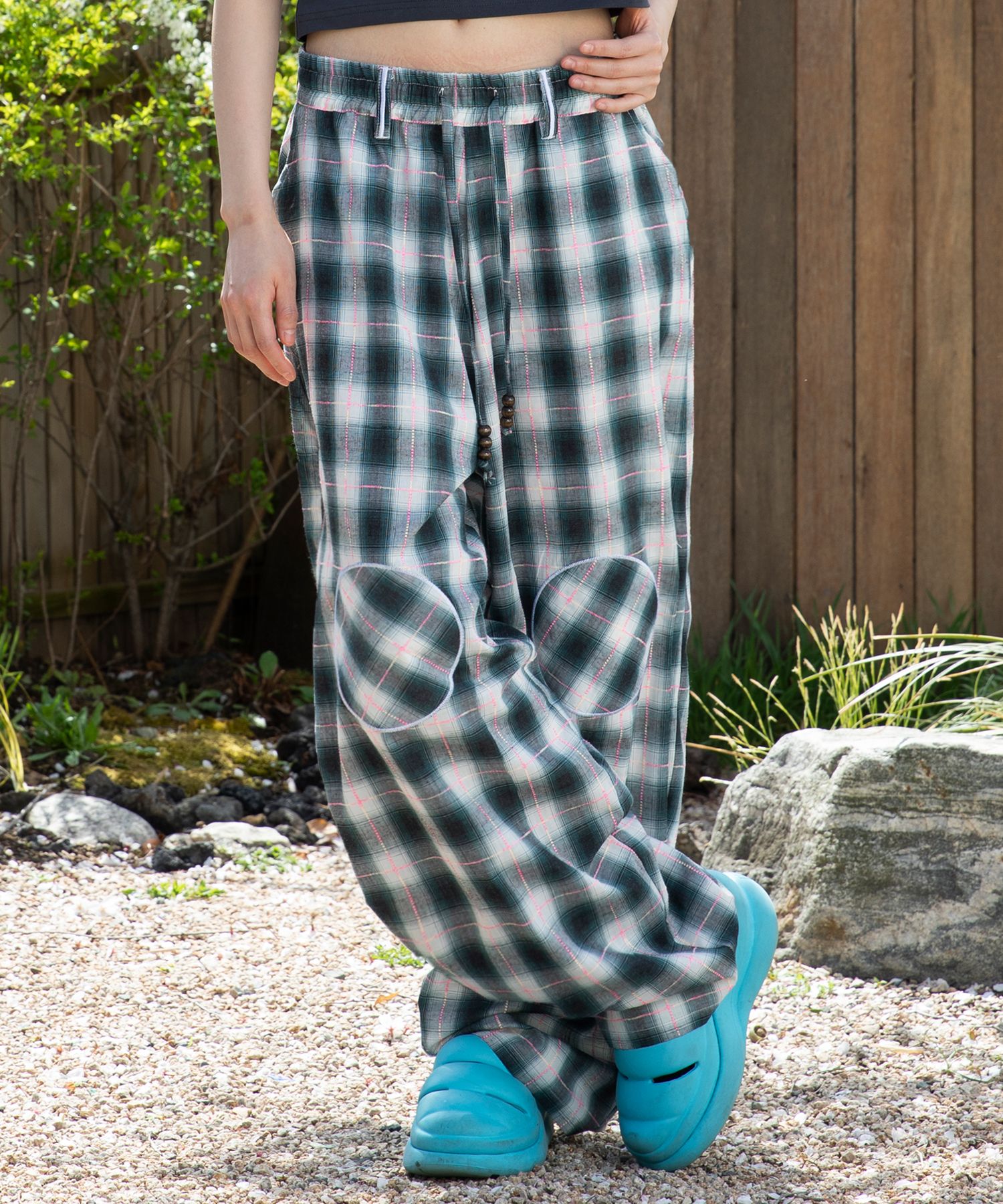 【YOURNUS】Hoai Bijo Balloon Pants MUSINSA | XTONZ WOMAN WXP043 Hiyori Check Balloon Pants (BLACK)