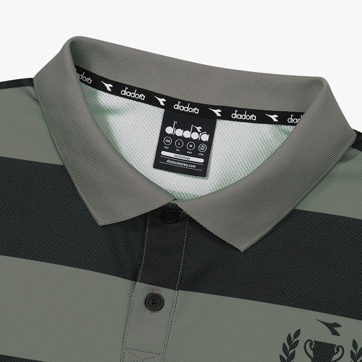 디아도라(diadora) 스트라이프 카라 반팔 티셔츠 KHAKI