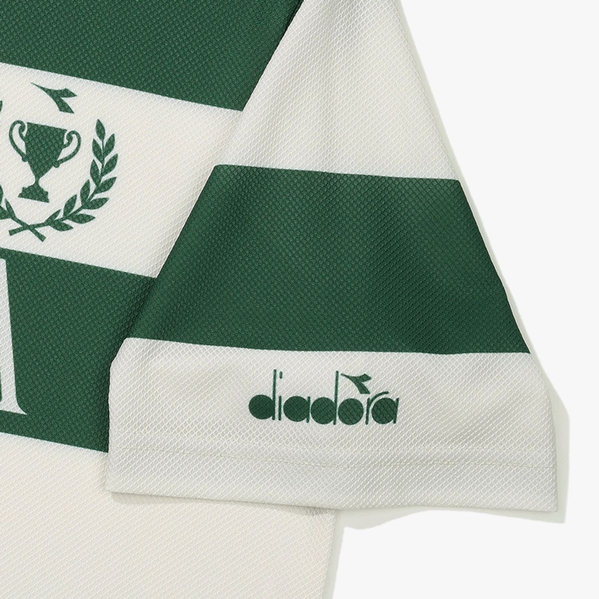 디아도라(diadora) 스트라이프 카라 반팔 티셔츠 GREEN