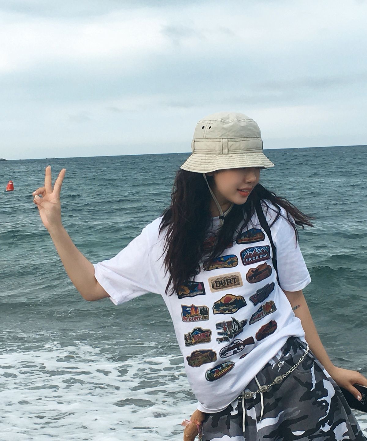 더트(DURT) WESTERN PATCH HALF SLEEVE TEE (WHITE)