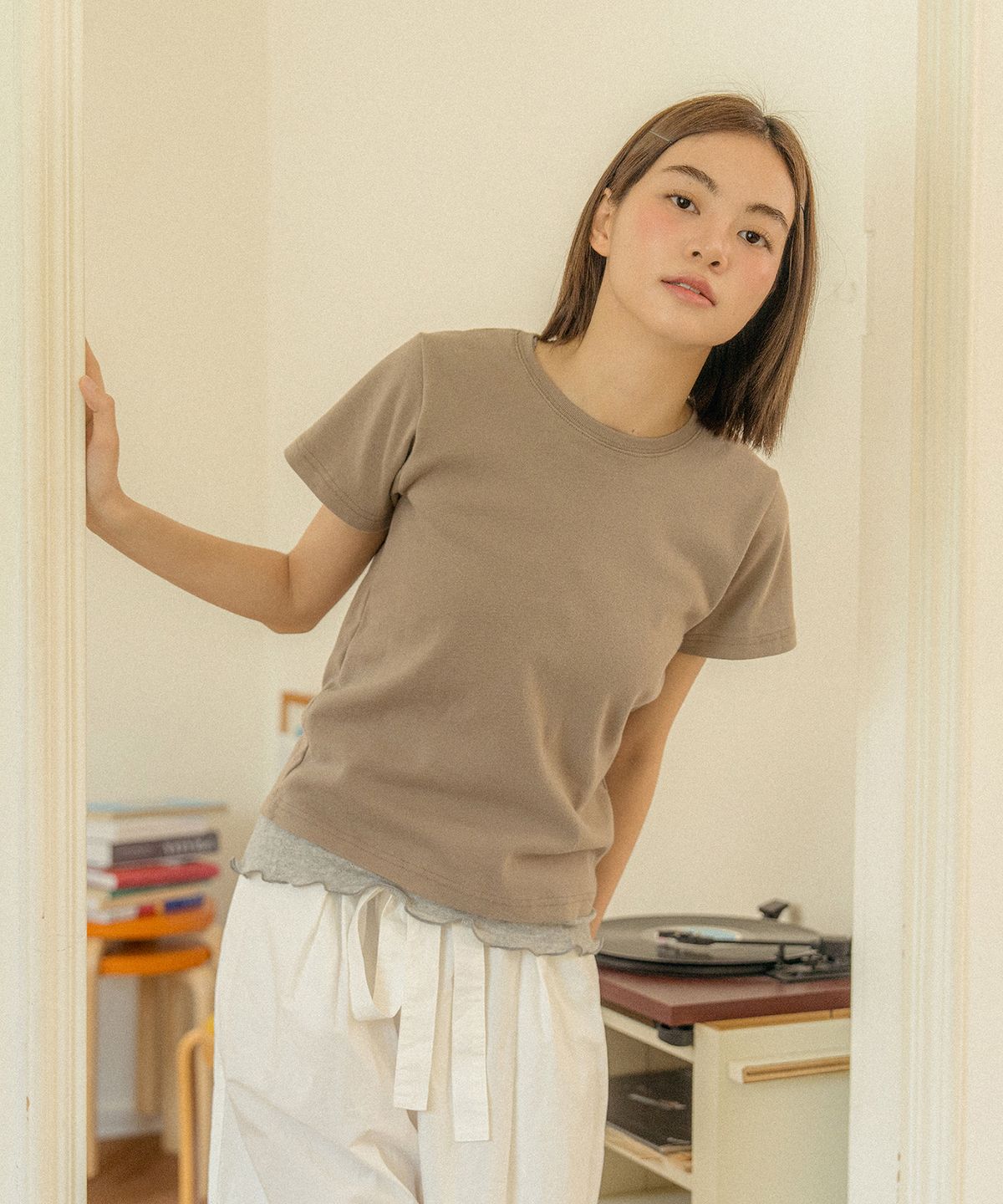 코튼벨(COTTON BELL) 데일리 핏 티셔츠 - Mocha Beige